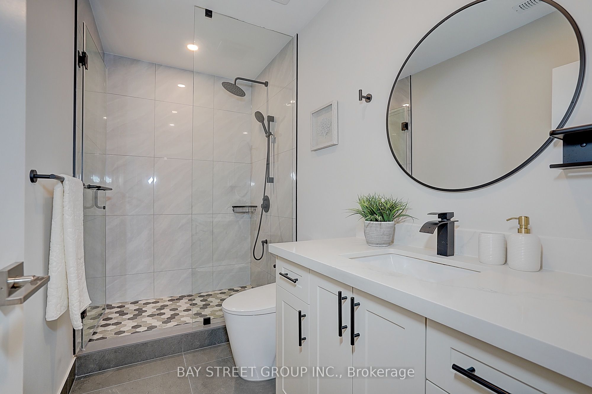 107 Crawford Rose Drive Property Photo 32