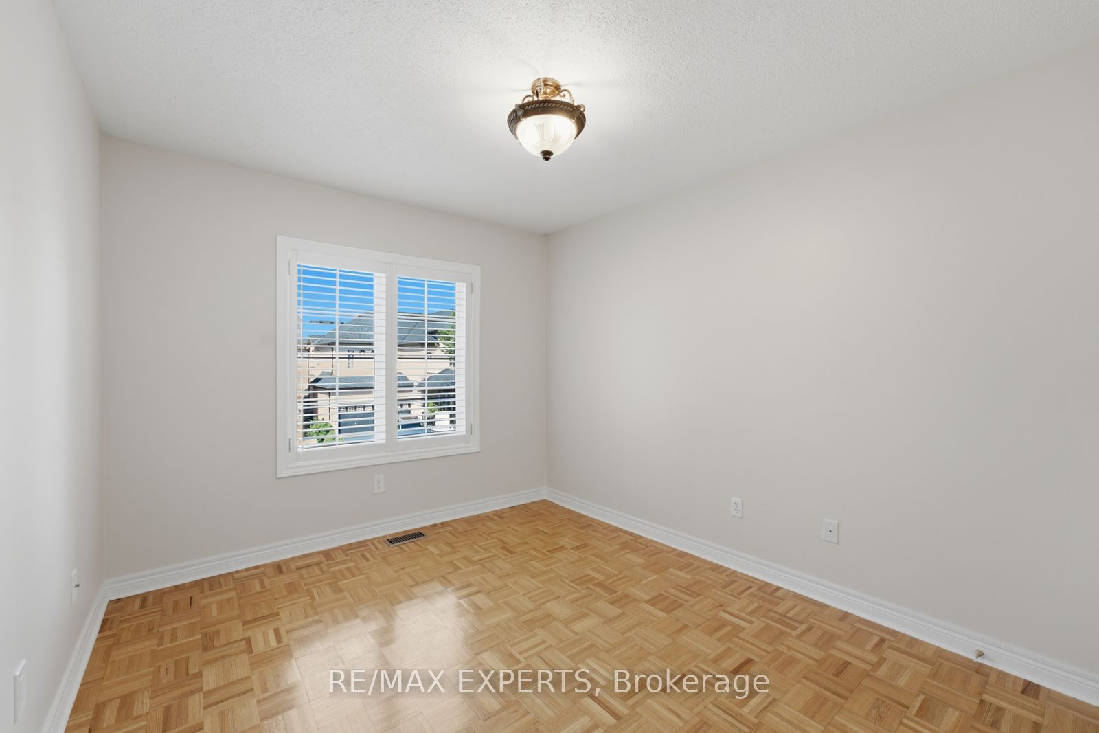 1 Cetona Avenue Property Photo 28