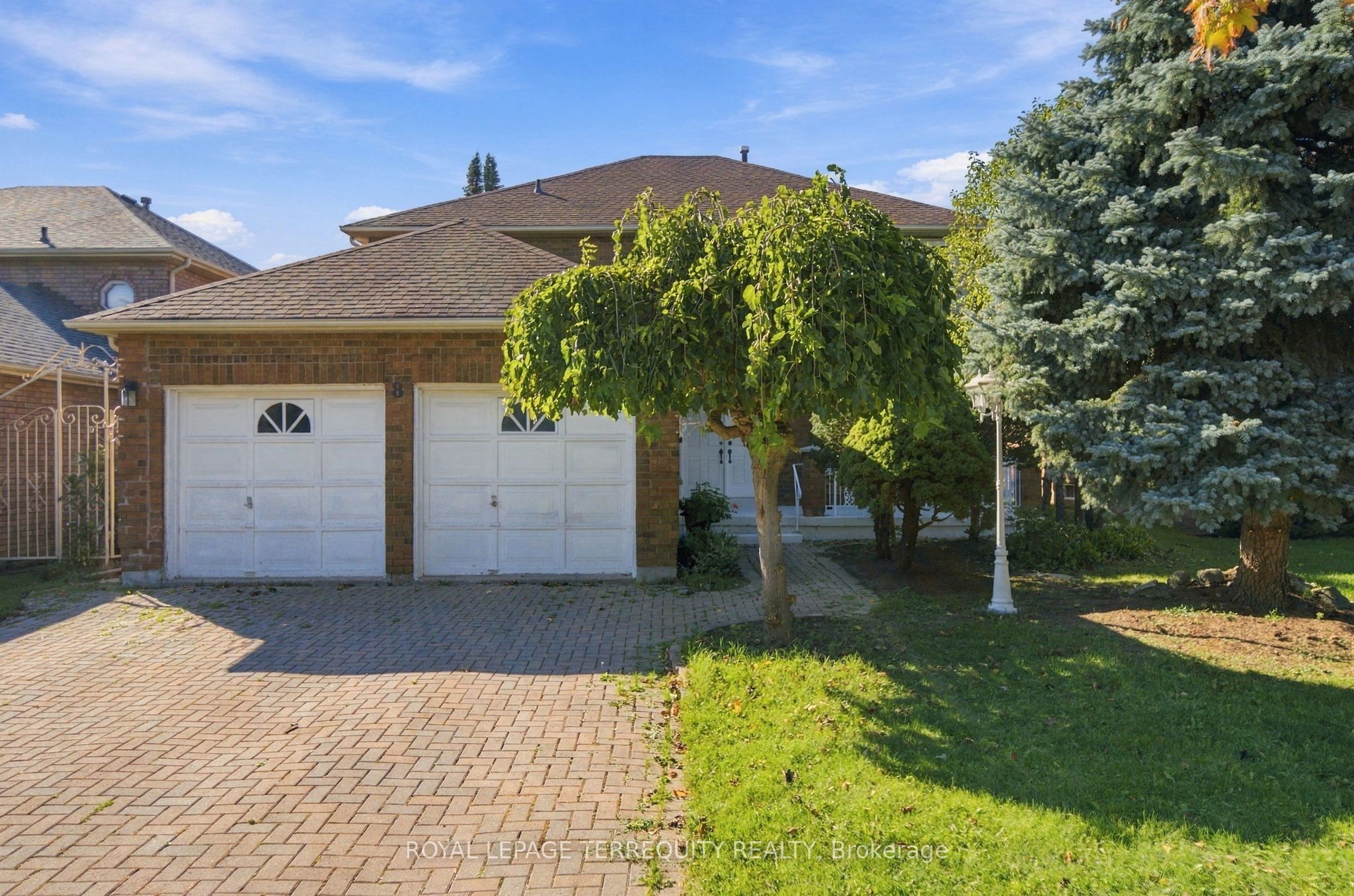 8 Mallory Avenue Property Photo 1
