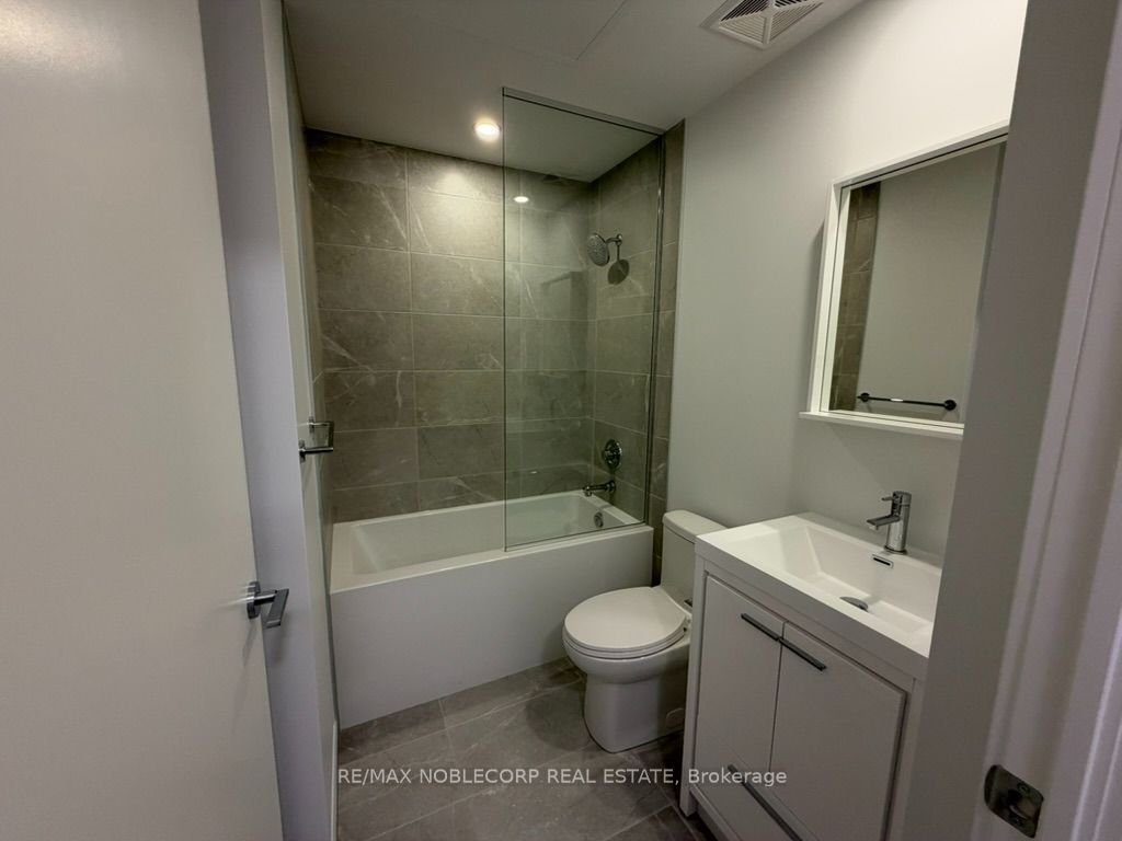5 Meadowdale Road 2112 Property Photo 5