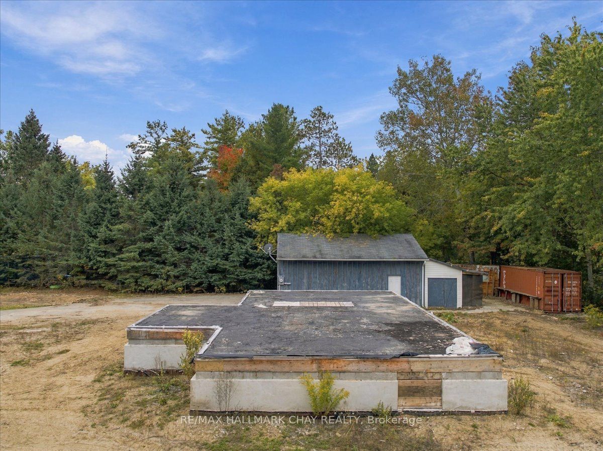 8240 Main Street Property Photo 7