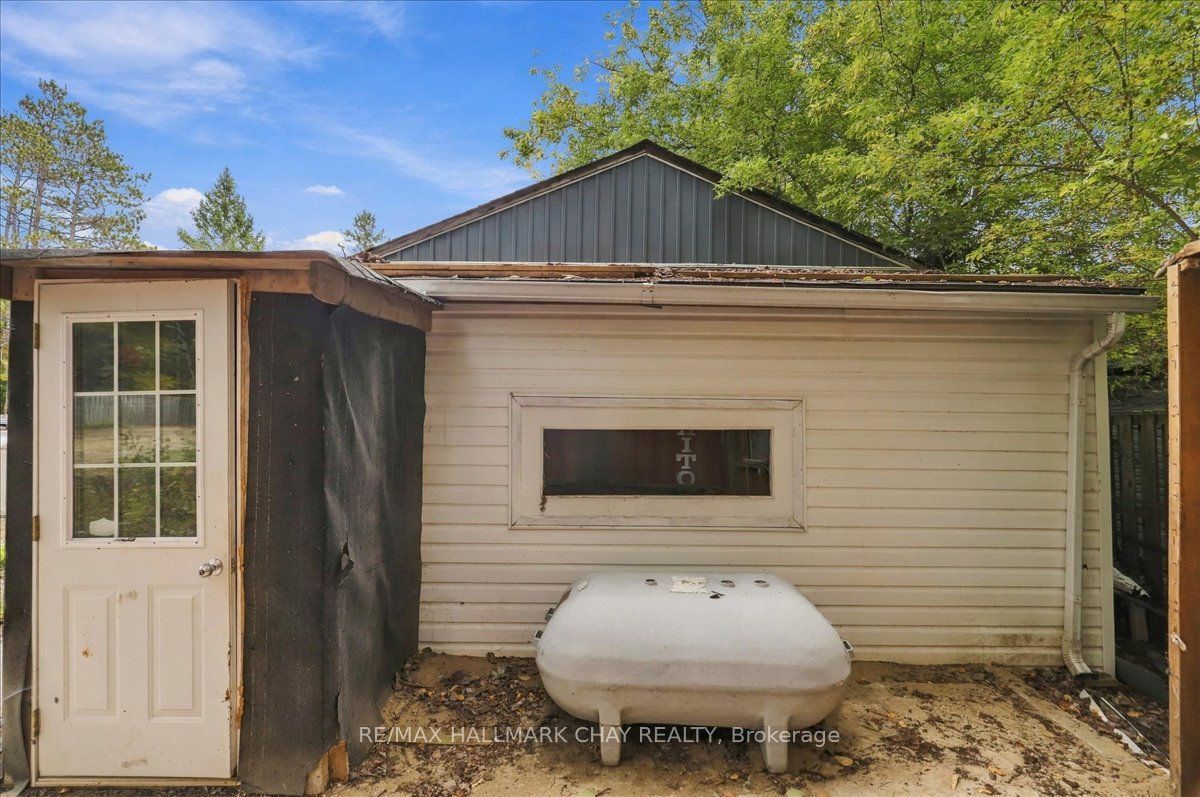 8240 Main Street Property Photo 27