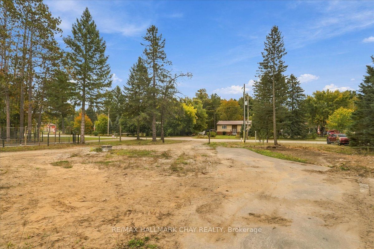 8240 Main Street Property Photo 28