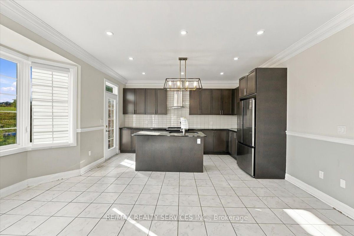 108 Frank Kelly Drive Property Photo 6