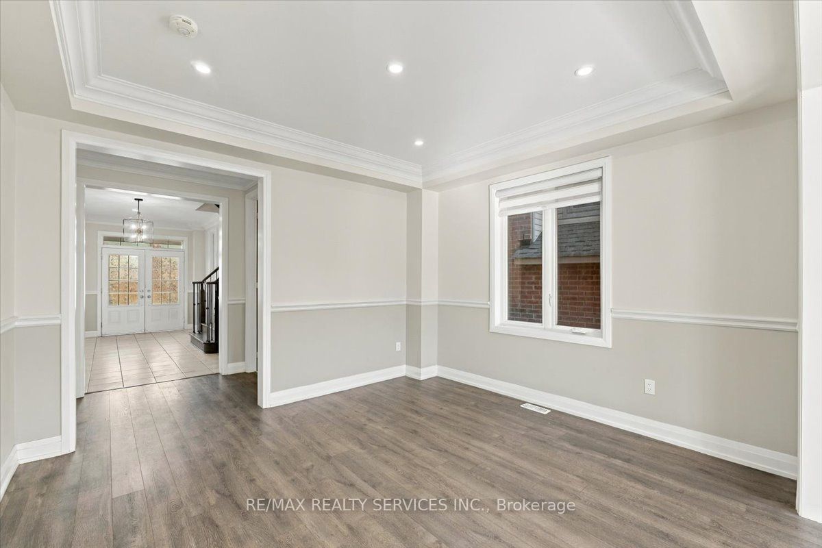 108 Frank Kelly Drive Property Photo 9