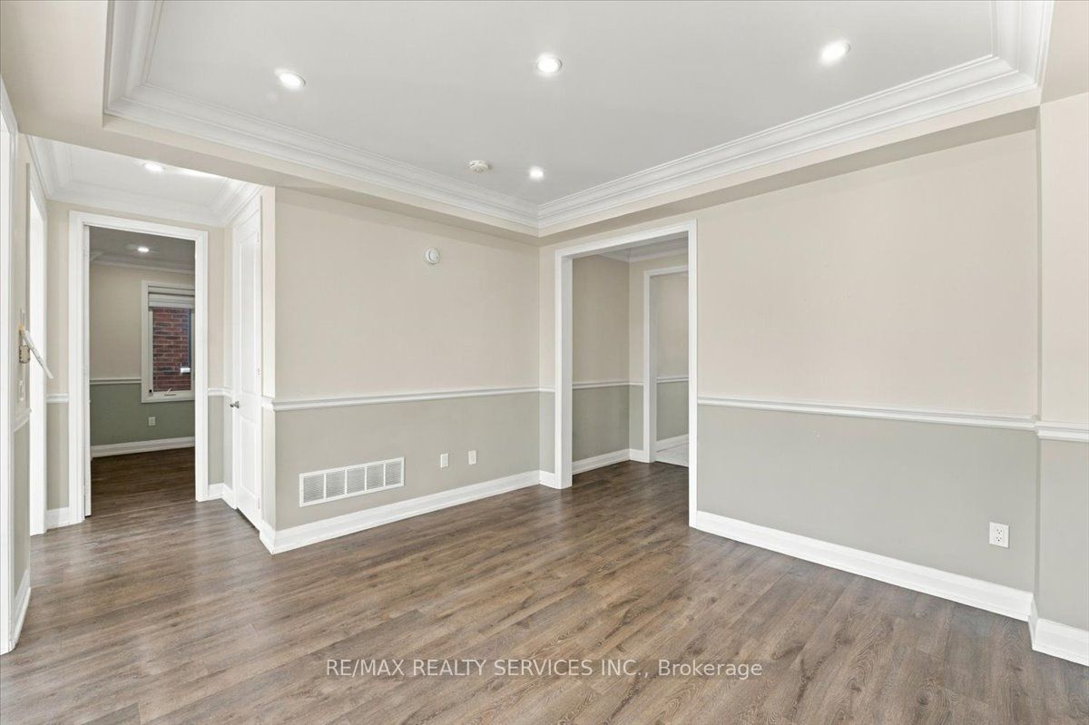 108 Frank Kelly Drive Property Photo 10
