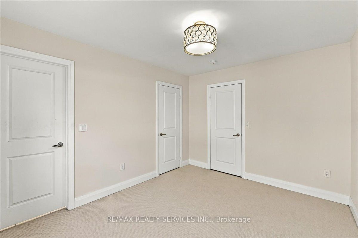 108 Frank Kelly Drive Property Photo 24