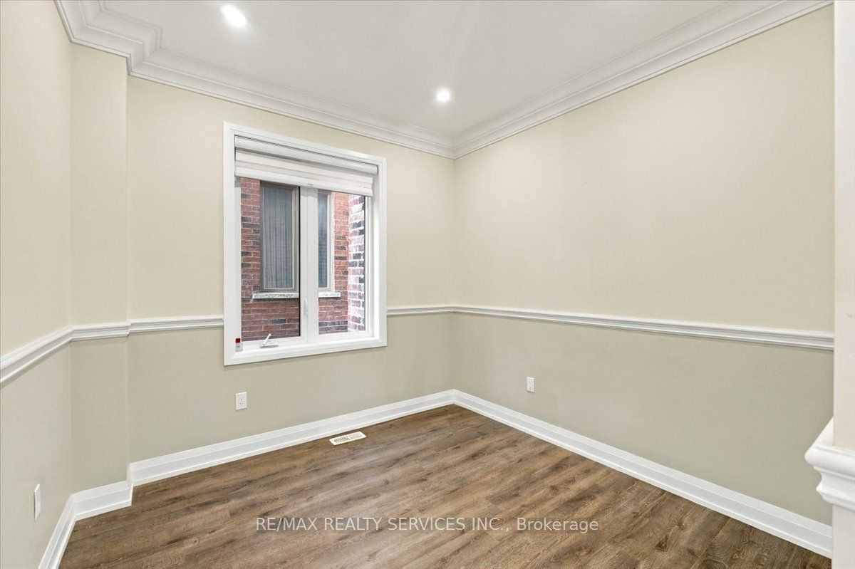 108 Frank Kelly Drive Property Photo 29
