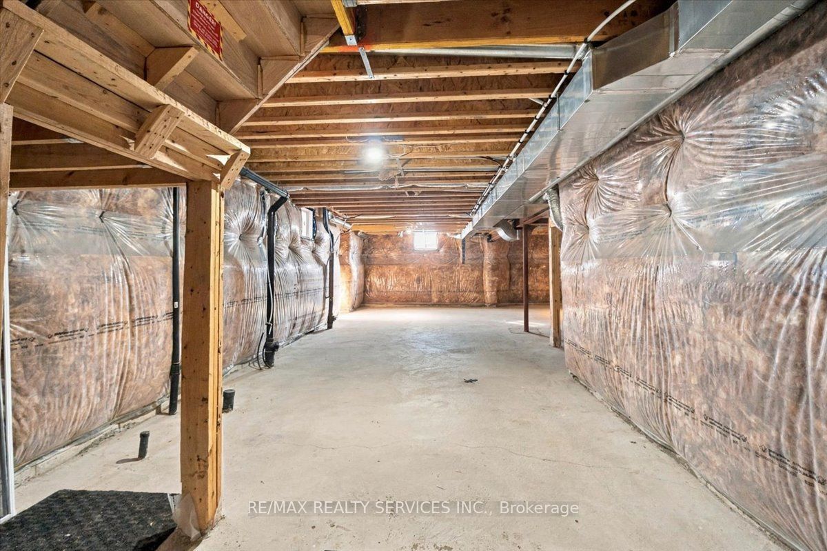 108 Frank Kelly Drive Property Photo 38