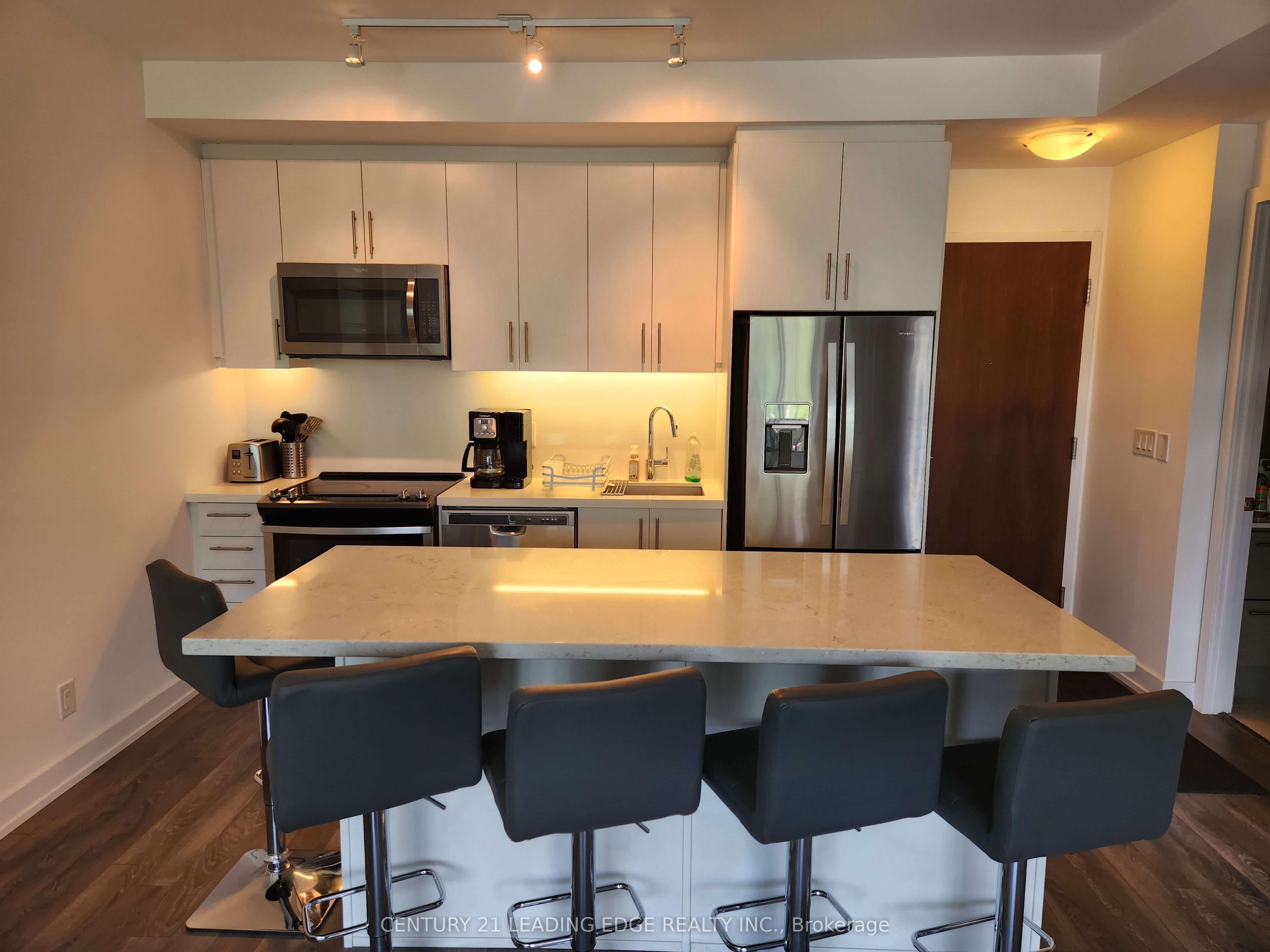 301 Sea Ray Avenue 207 Property Photo 3