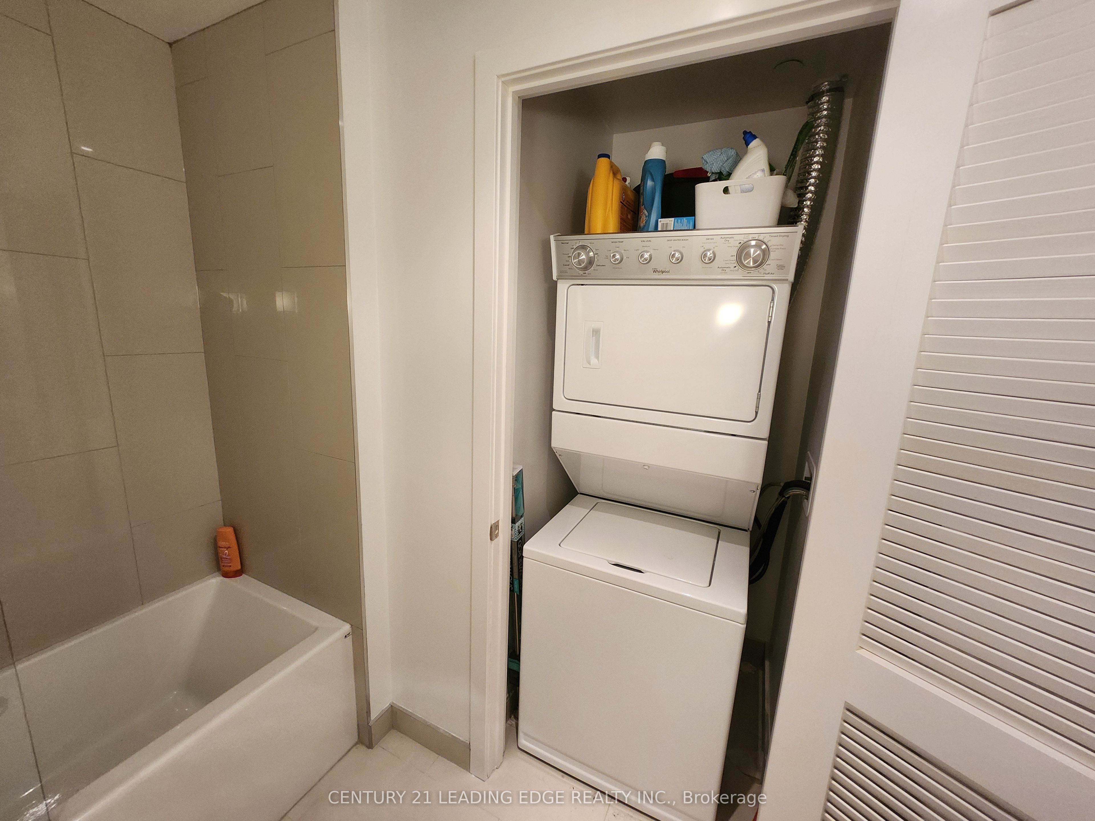 301 Sea Ray Avenue 207 Property Photo 17