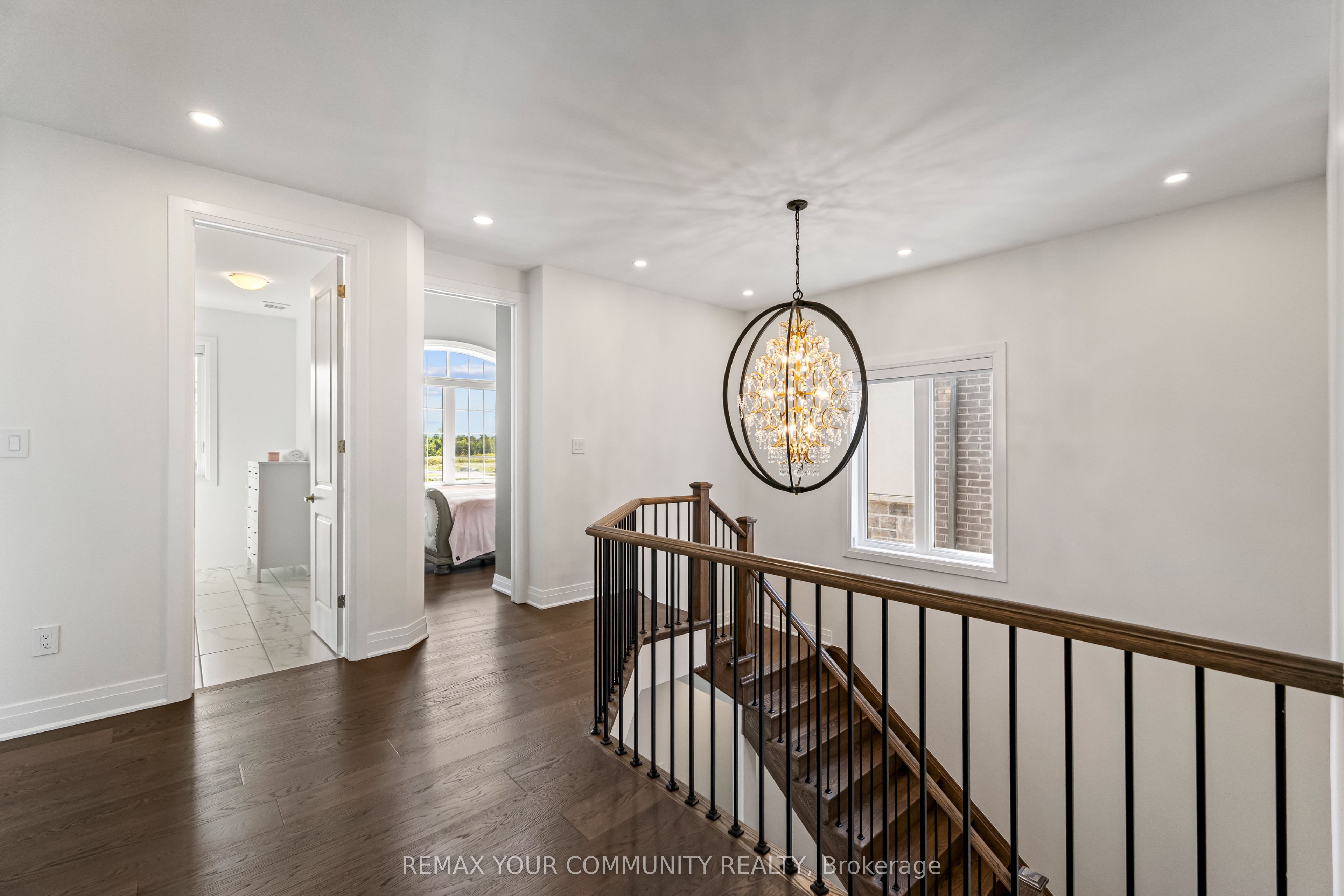 614 Newlove Street Property Photo 17