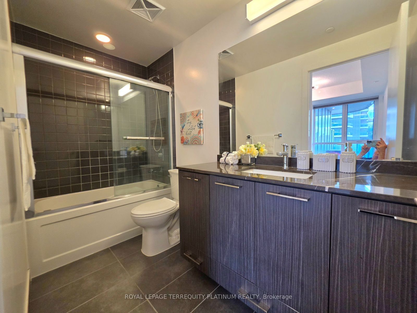 9471 Yonge Street 502 Property Photo 15