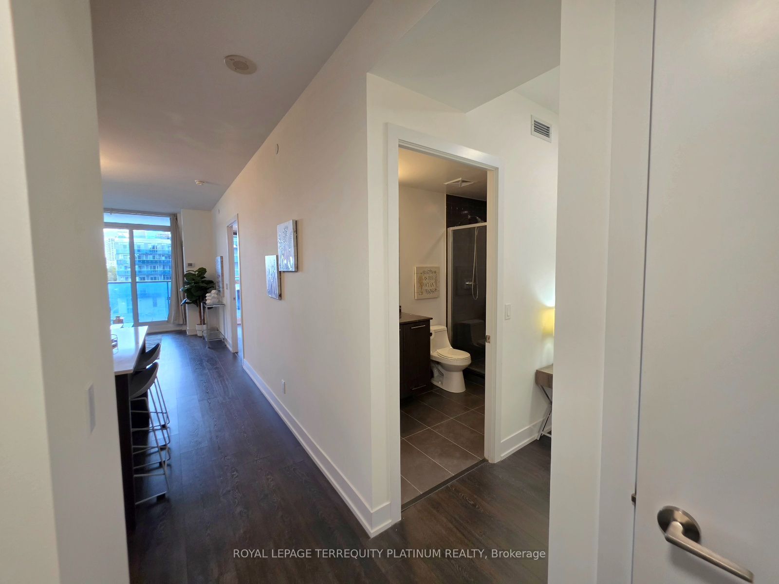 9471 Yonge Street 502 Property Photo 19