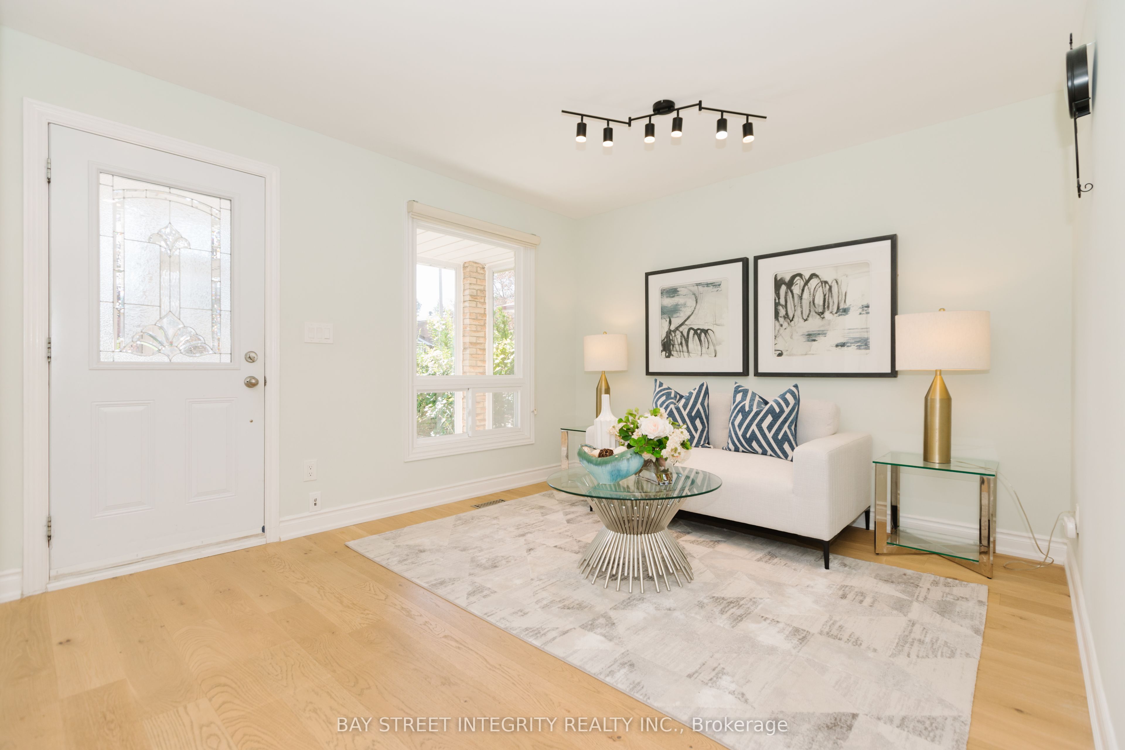 12 Charnwood Place Property Photo 5