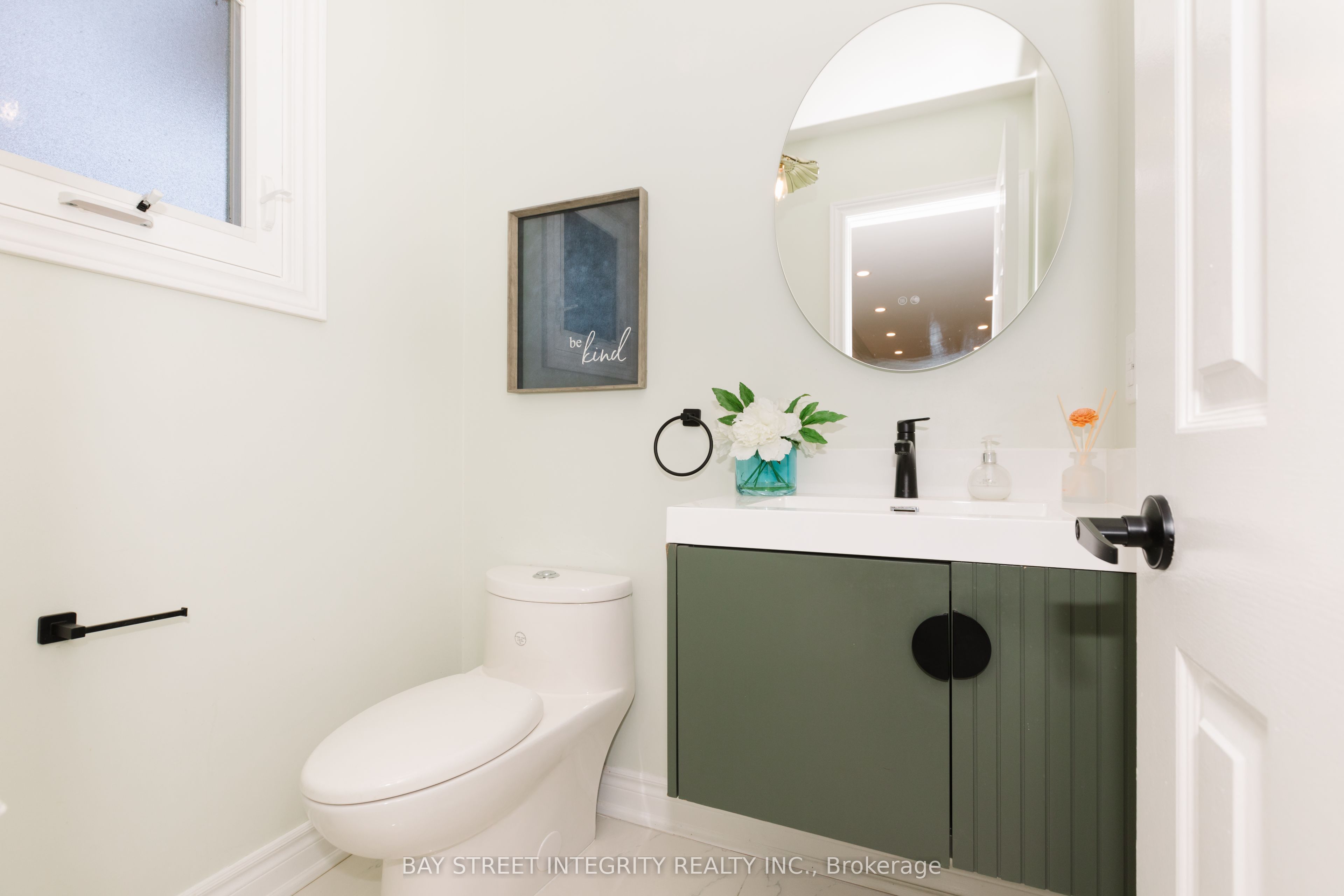 12 Charnwood Place Property Photo 13