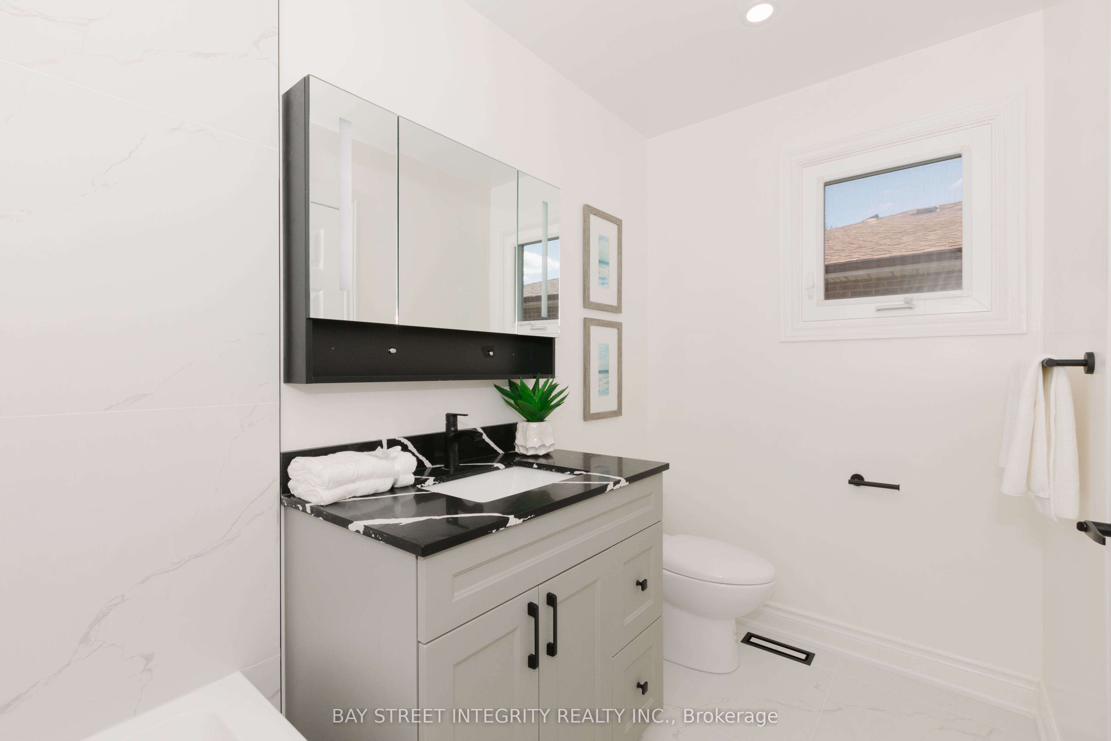 12 Charnwood Place Property Photo 30