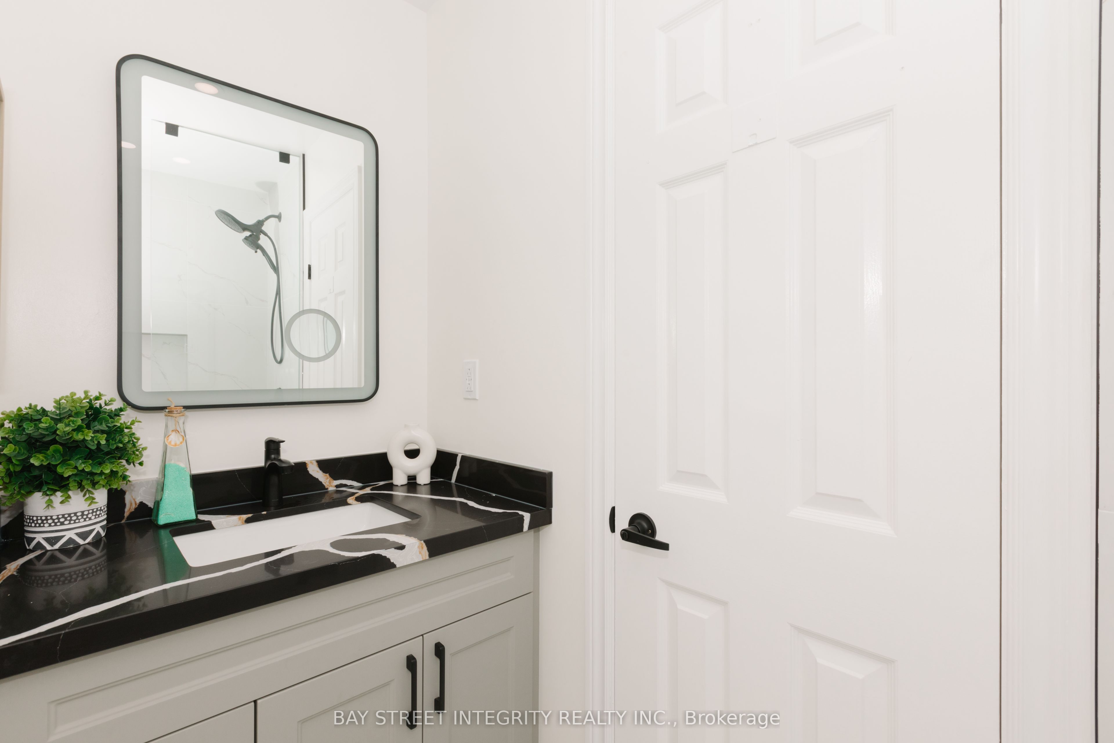 12 Charnwood Place Property Photo 37