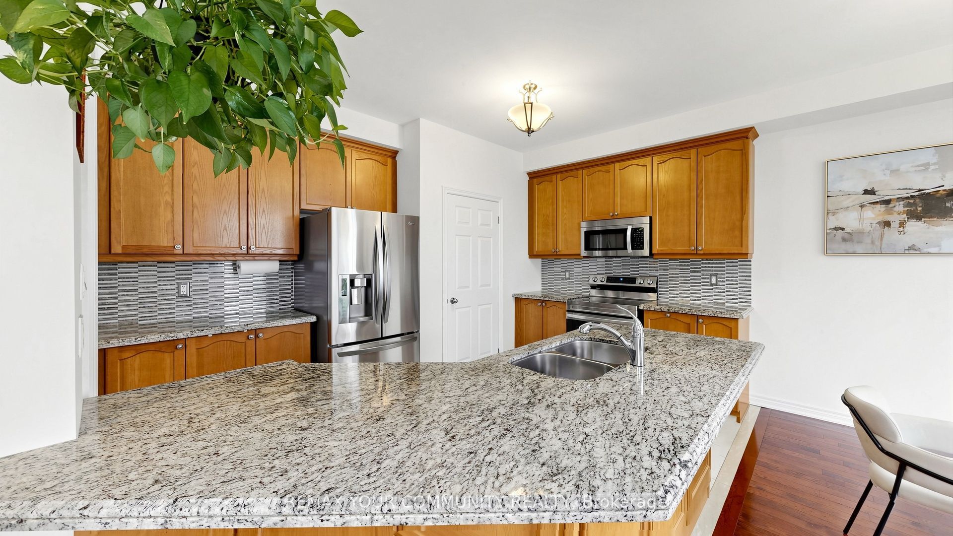 6 Homerton Avenue Property Photo 12