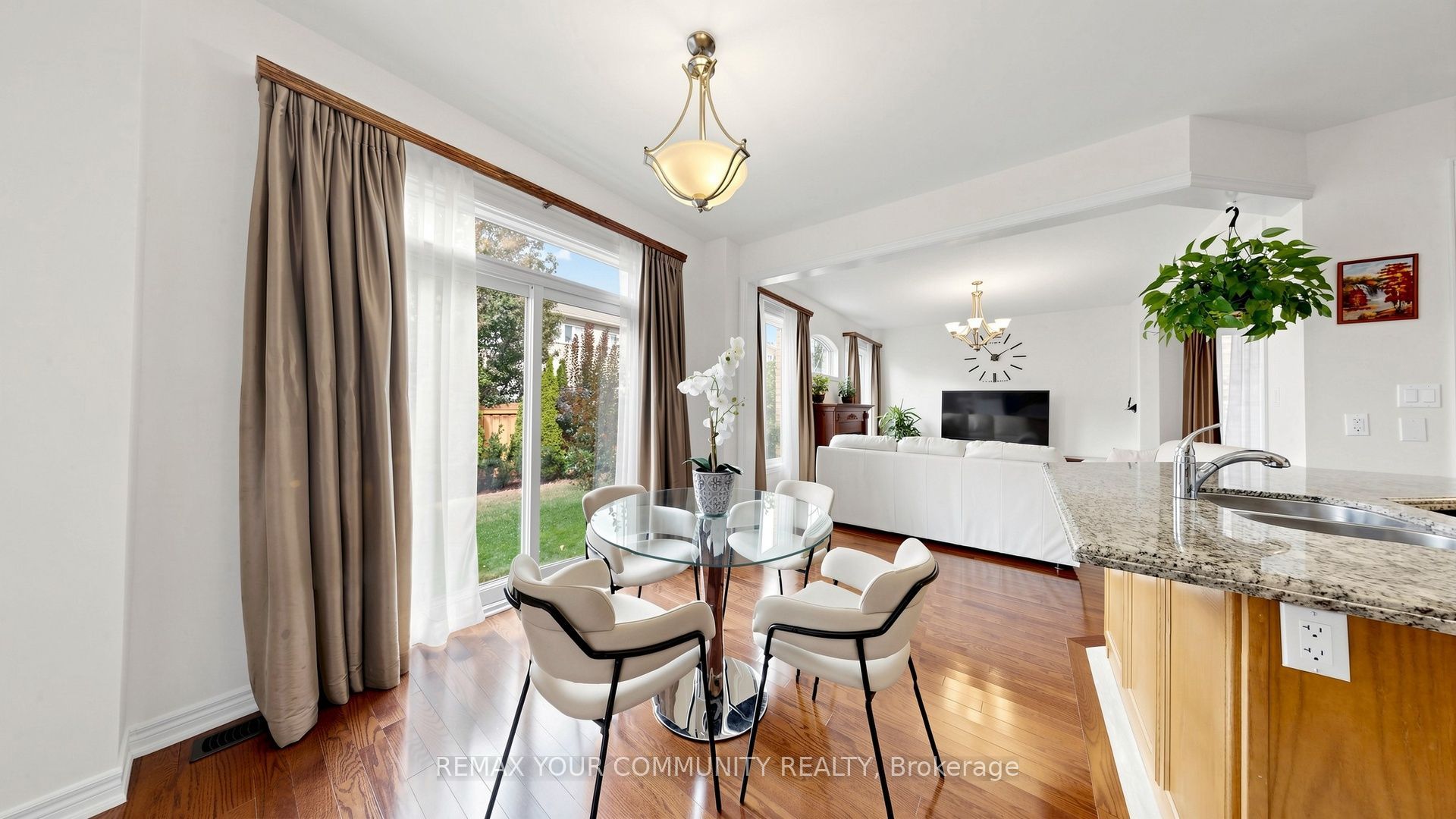 6 Homerton Avenue Property Photo 13