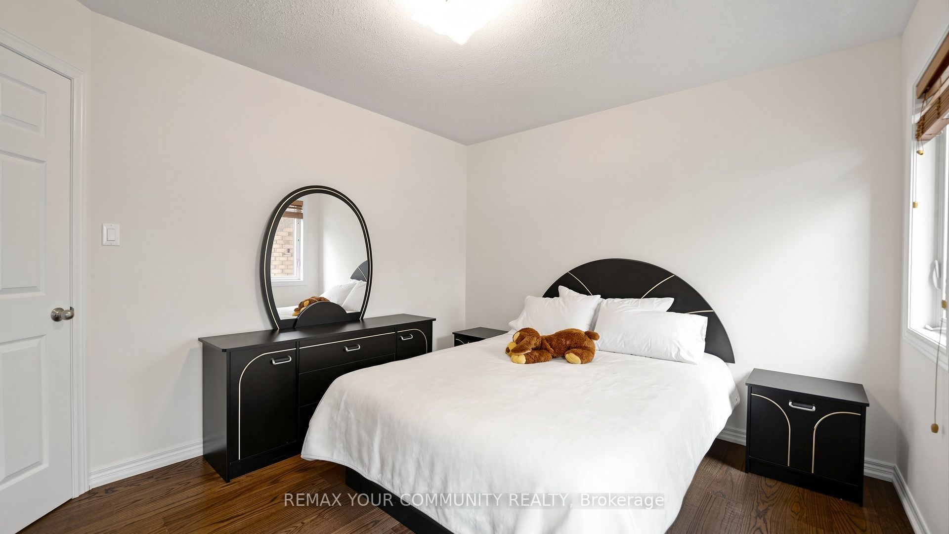 6 Homerton Avenue Property Photo 34