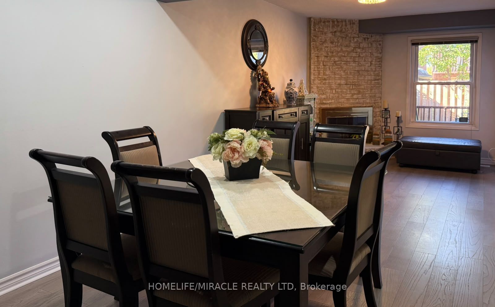 163 Mabley Crescent Property Photo 4