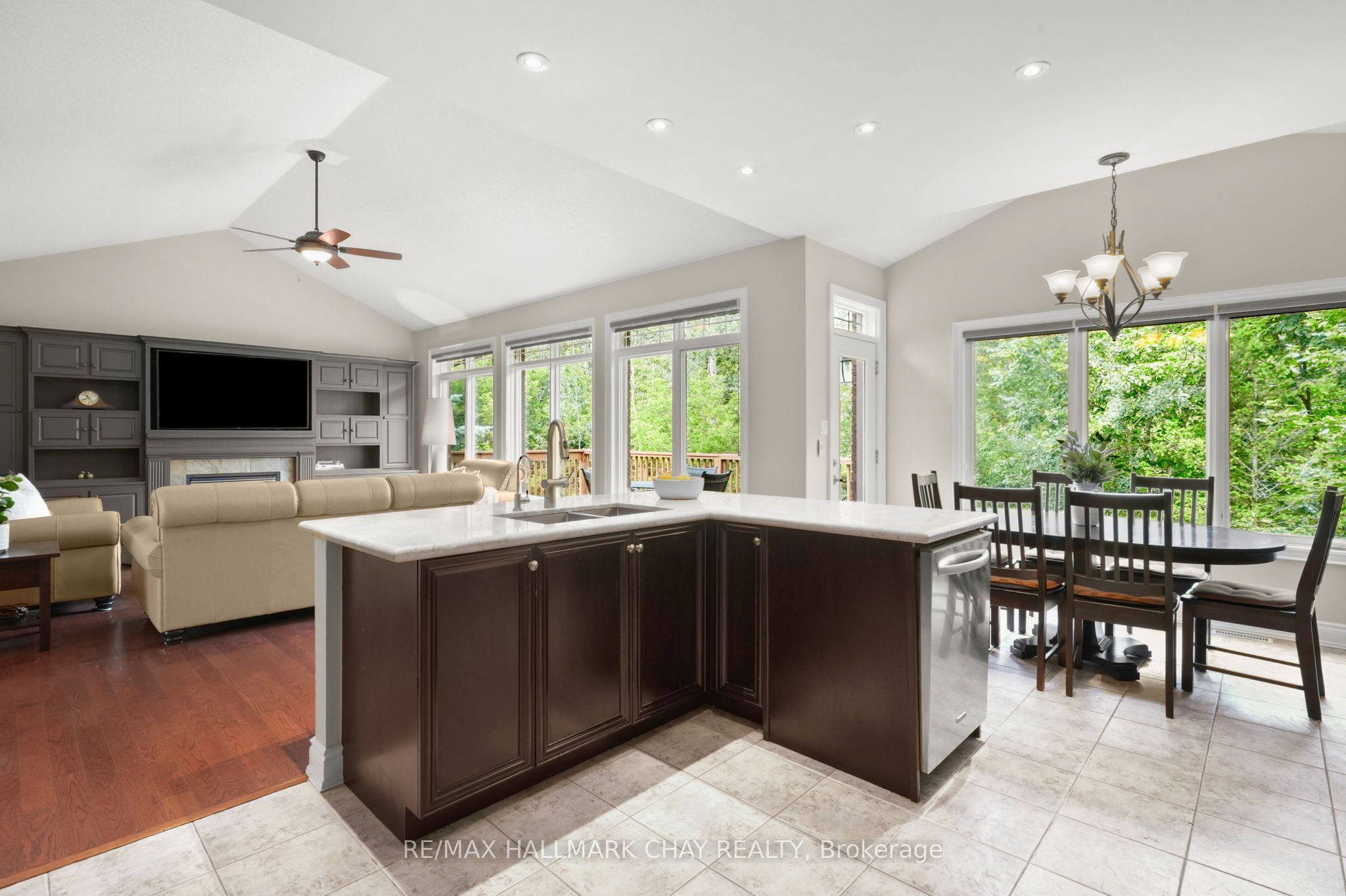 34 Tuscany Grande Property Photo 11