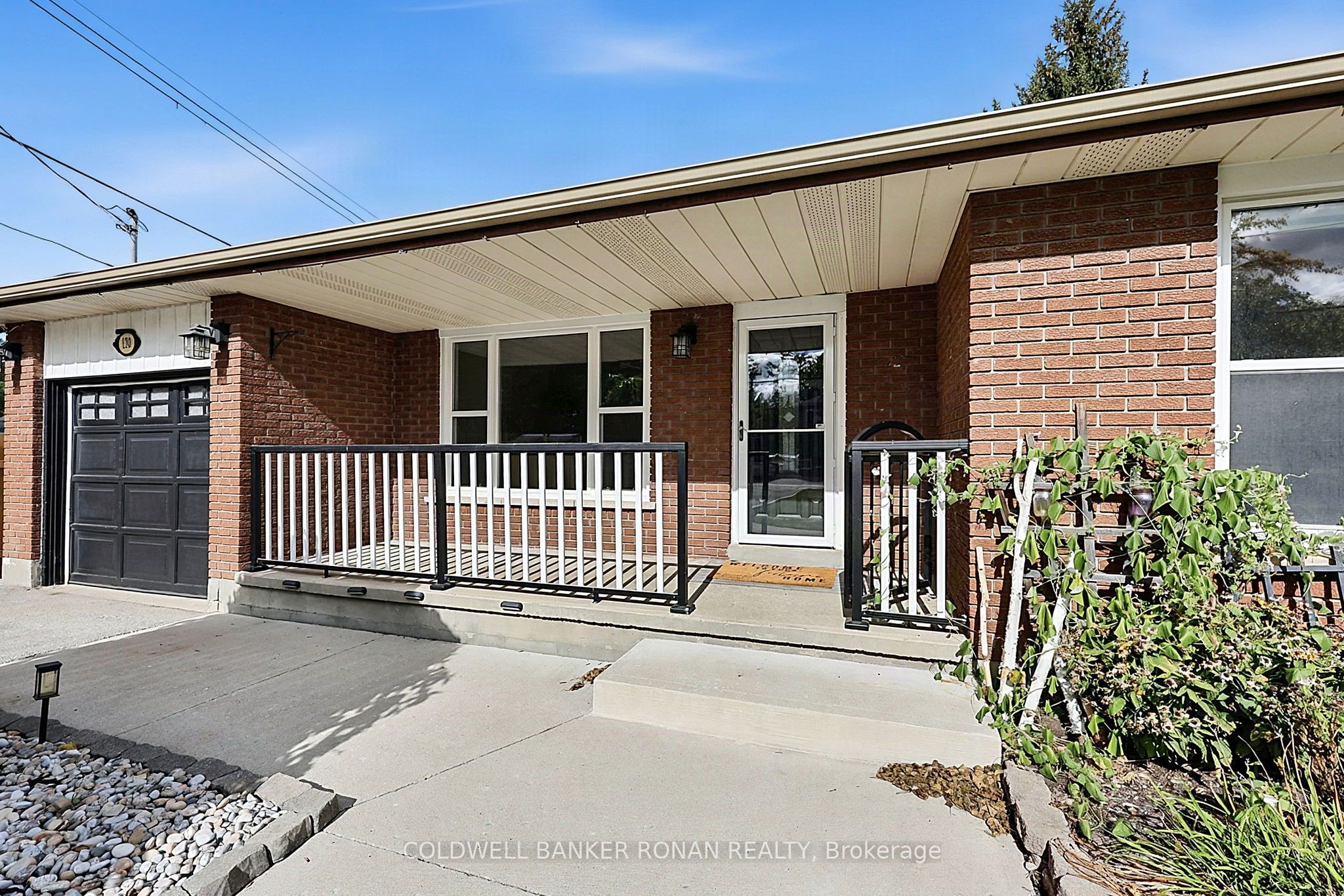 130 Queen Street Property Photo 2
