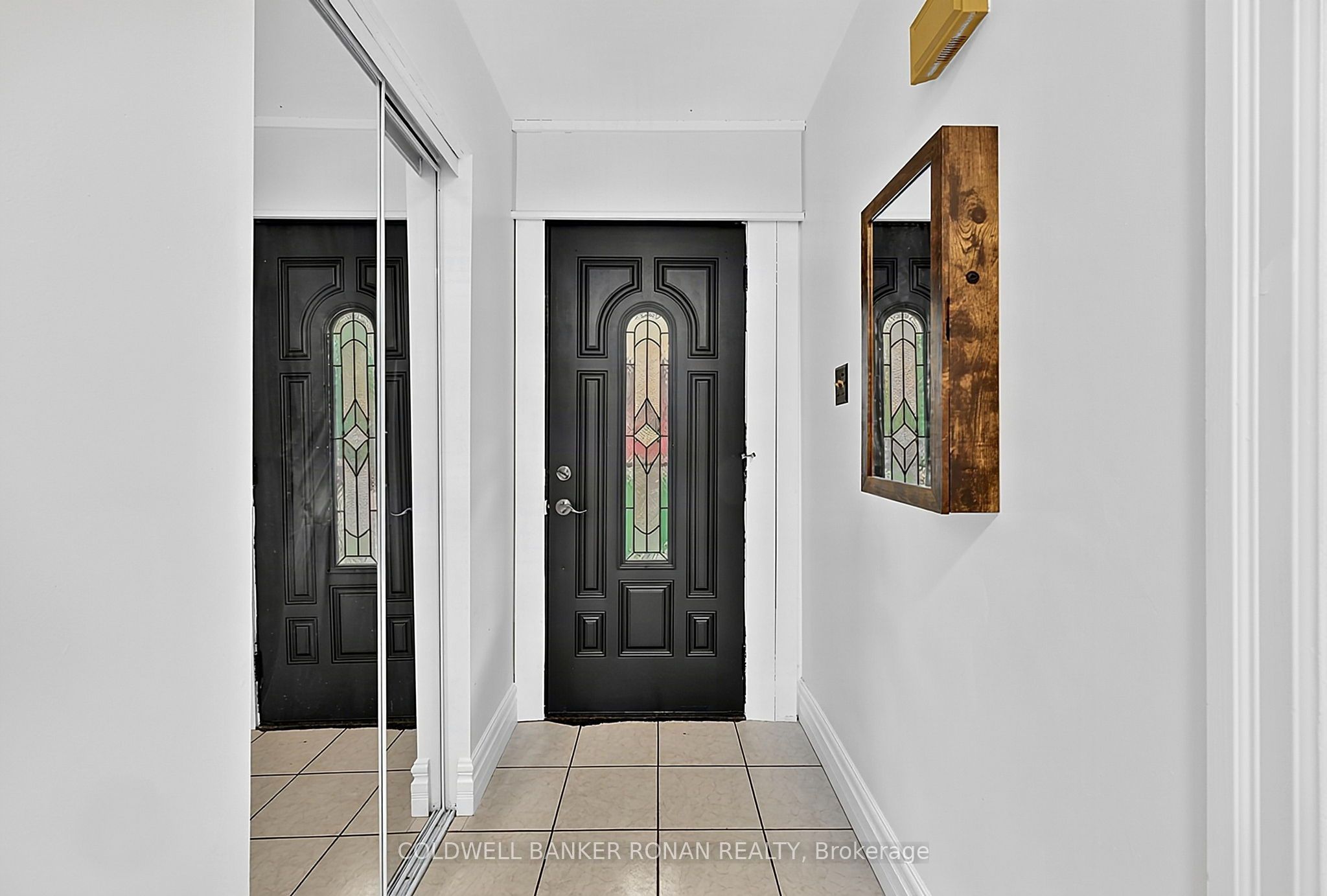 130 Queen Street Property Photo 3