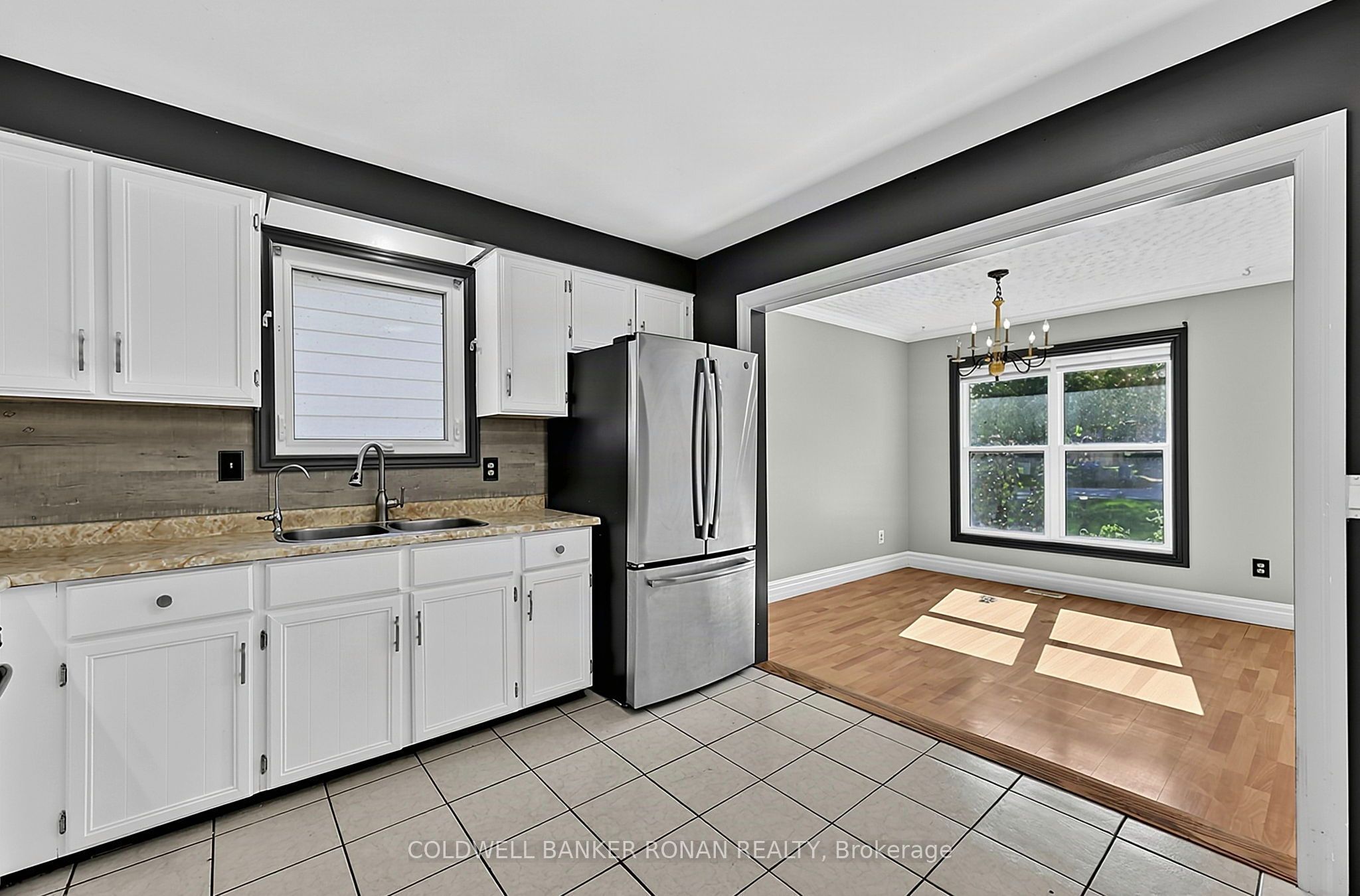 130 Queen Street Property Photo 11