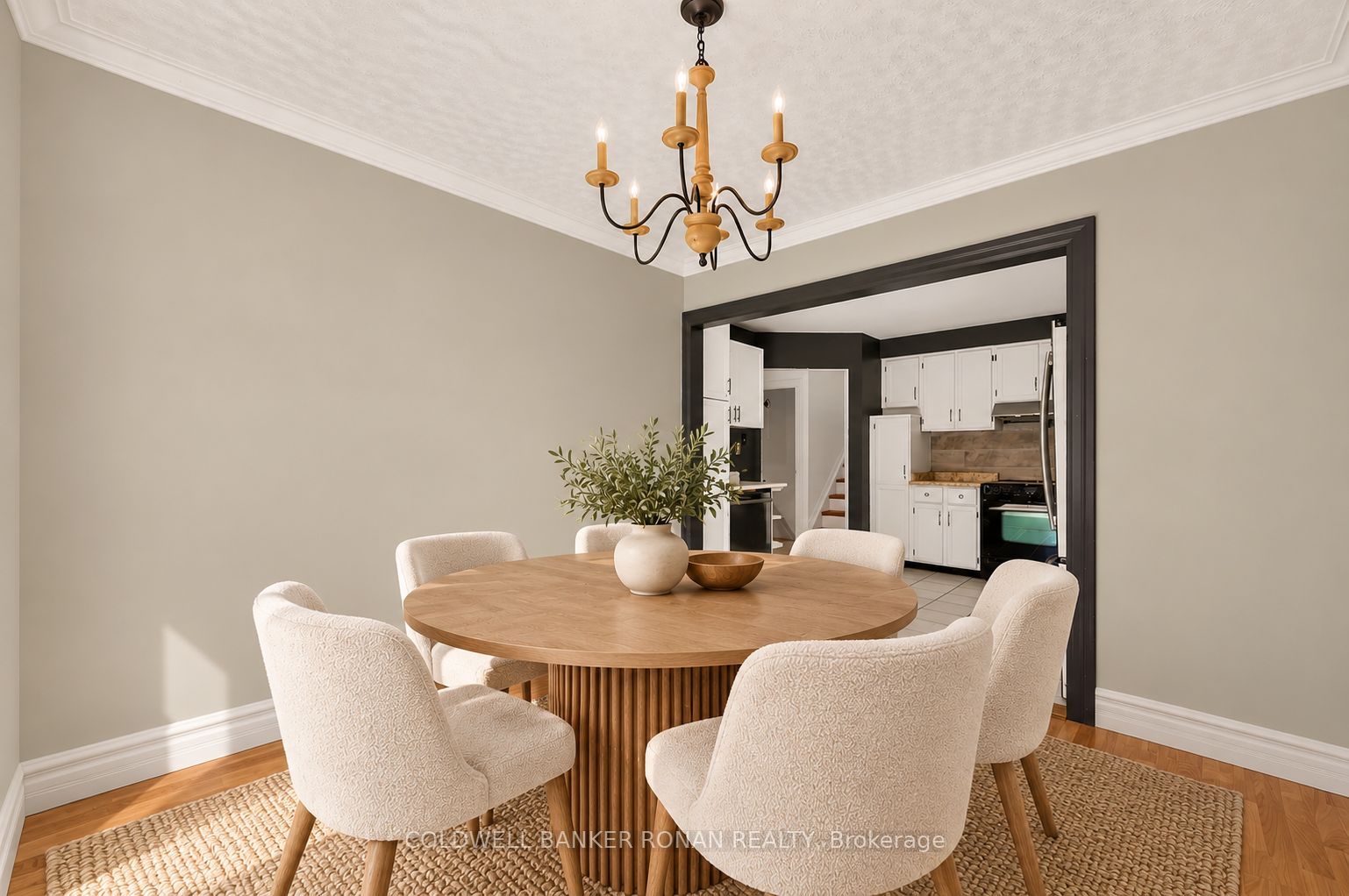 130 Queen Street Property Photo 16