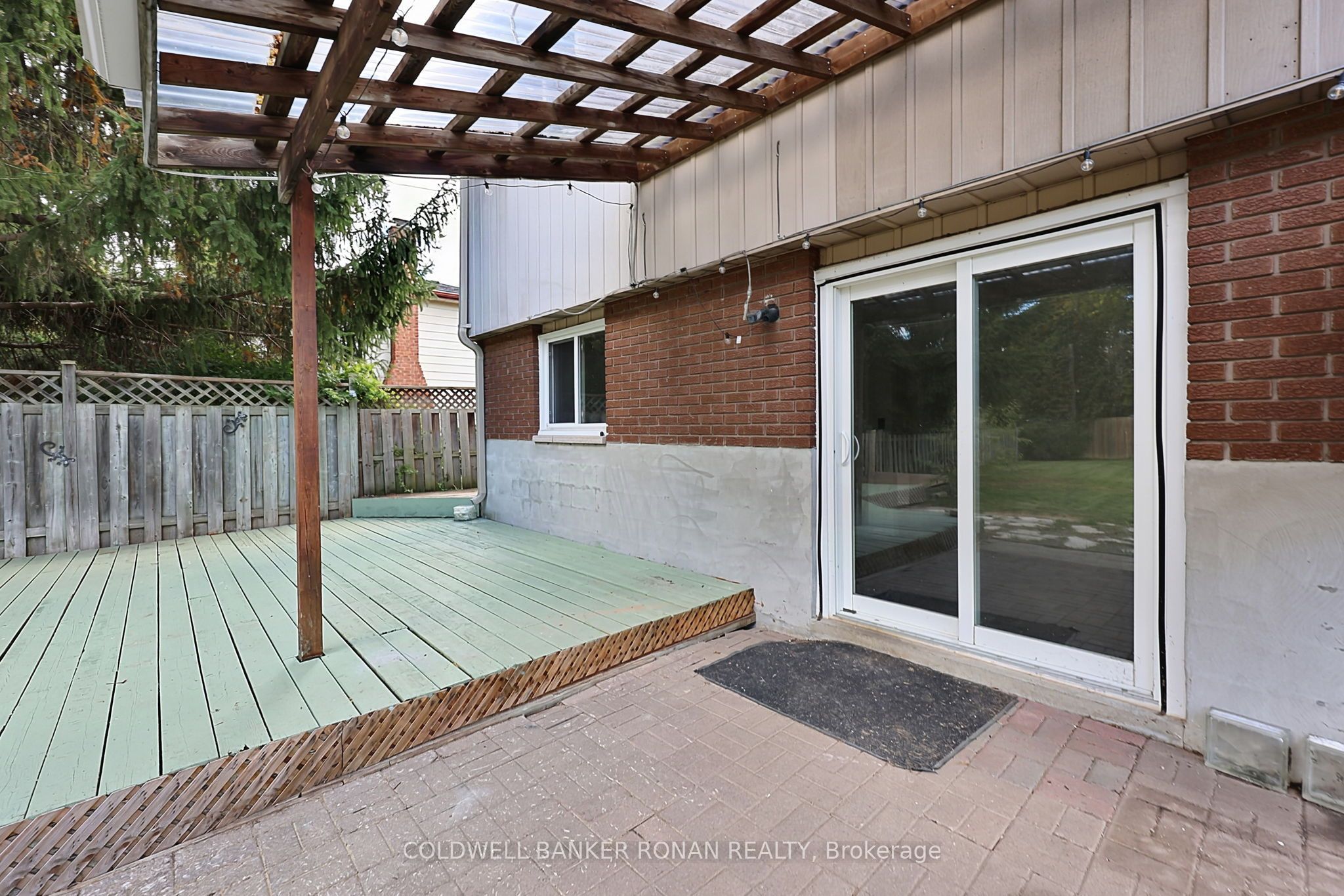 130 Queen Street Property Photo 44