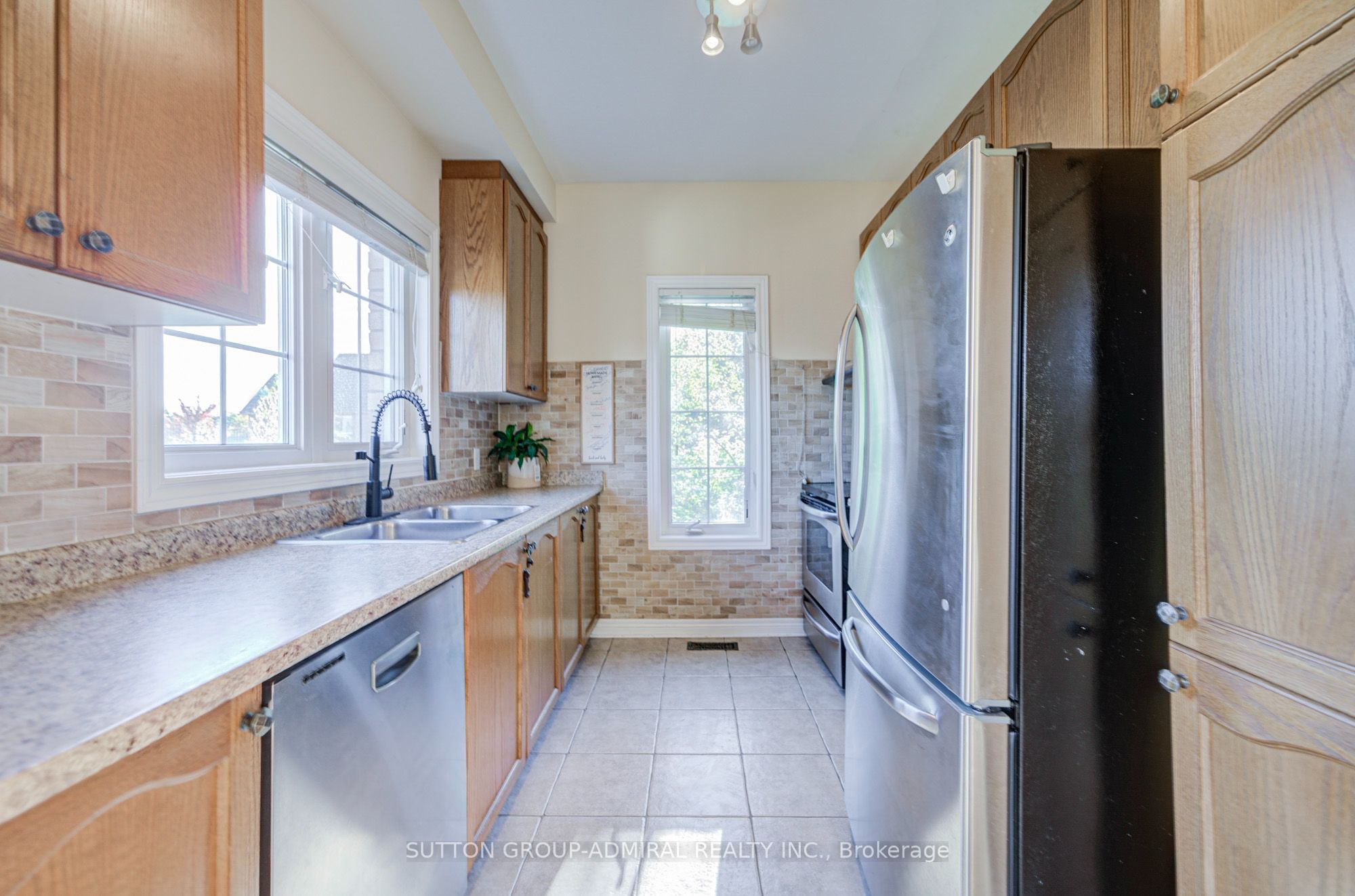 15 Old Colony Road 2 Property Photo 6