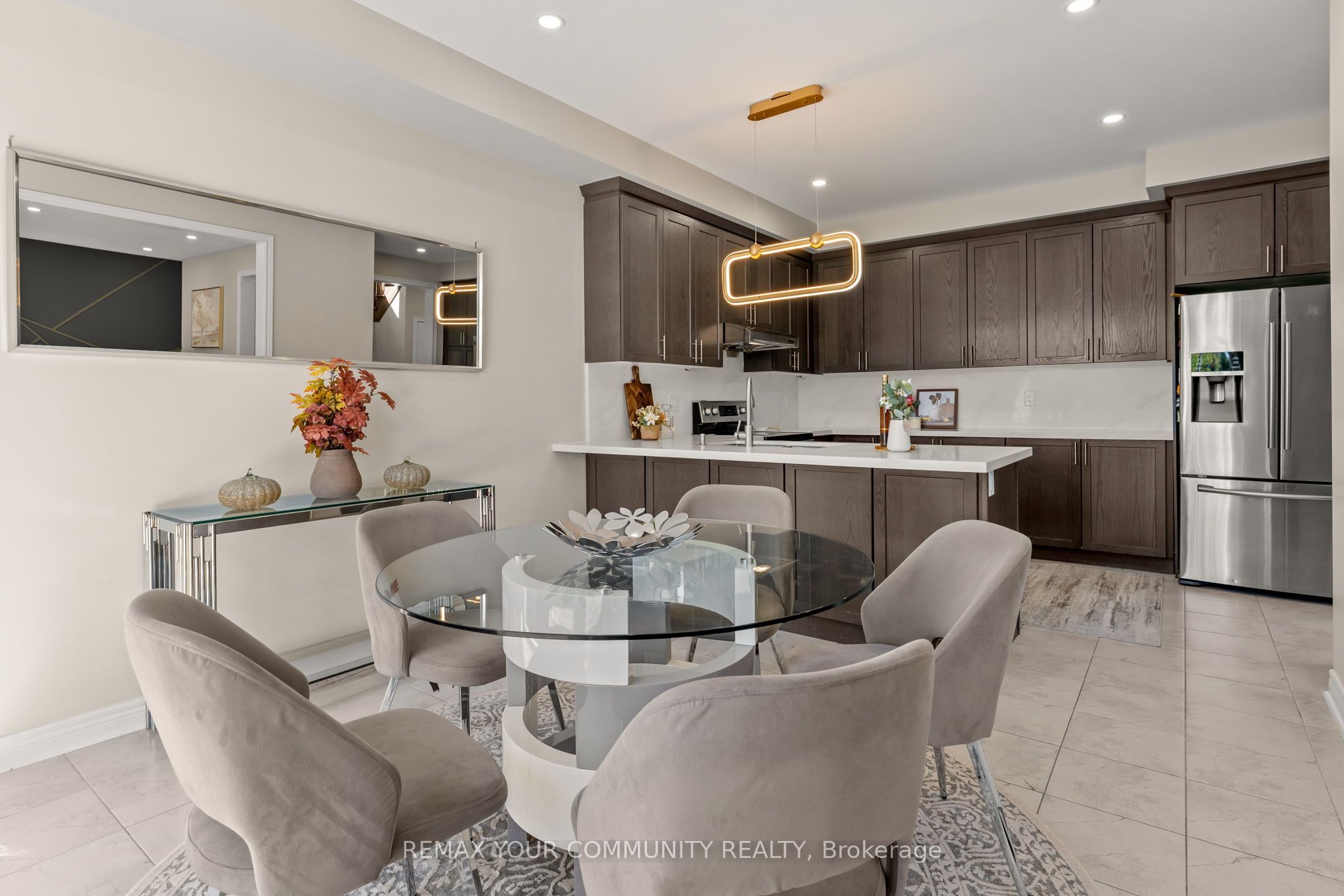 150 Inverness Way Property Photo 19