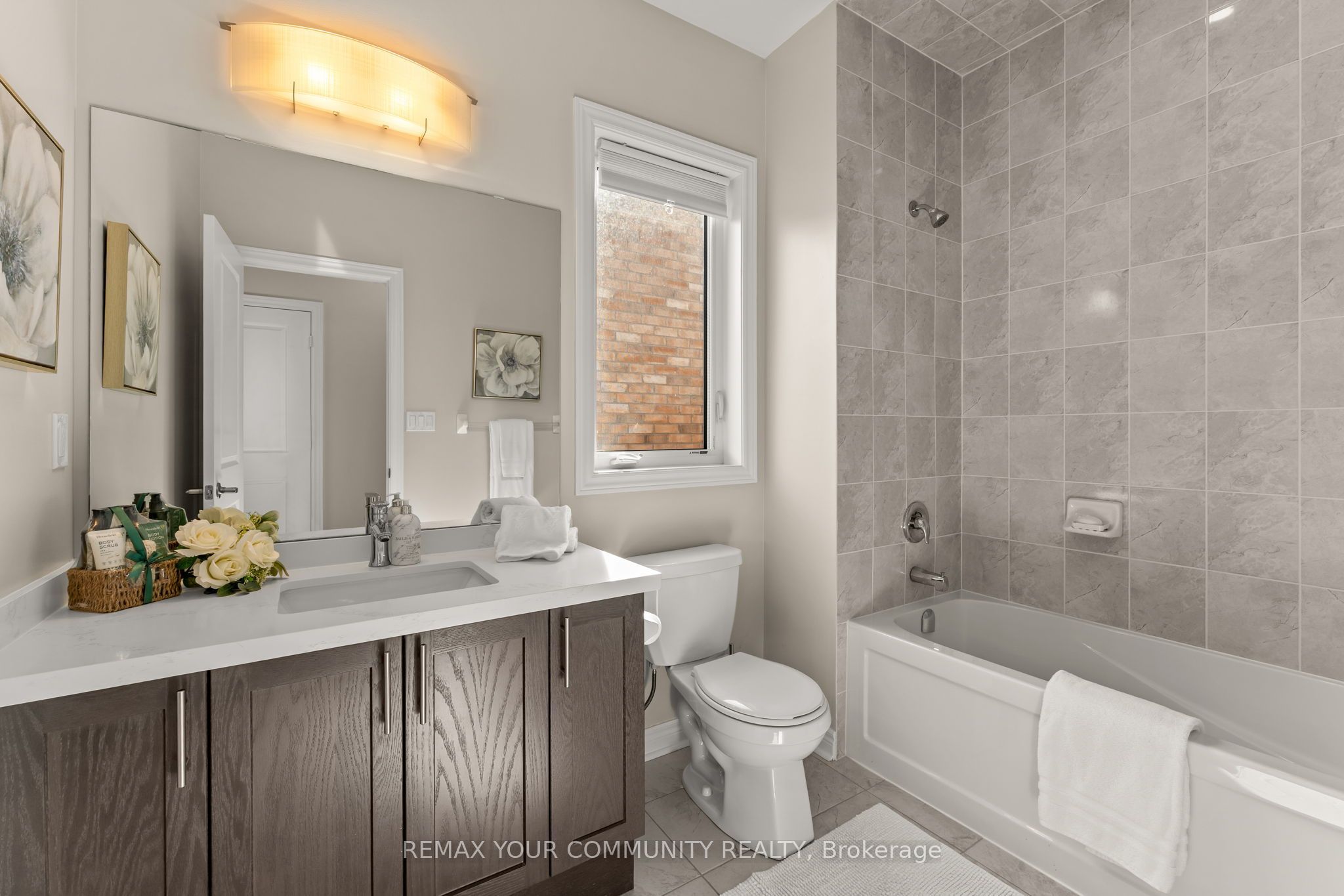 150 Inverness Way Property Photo 37