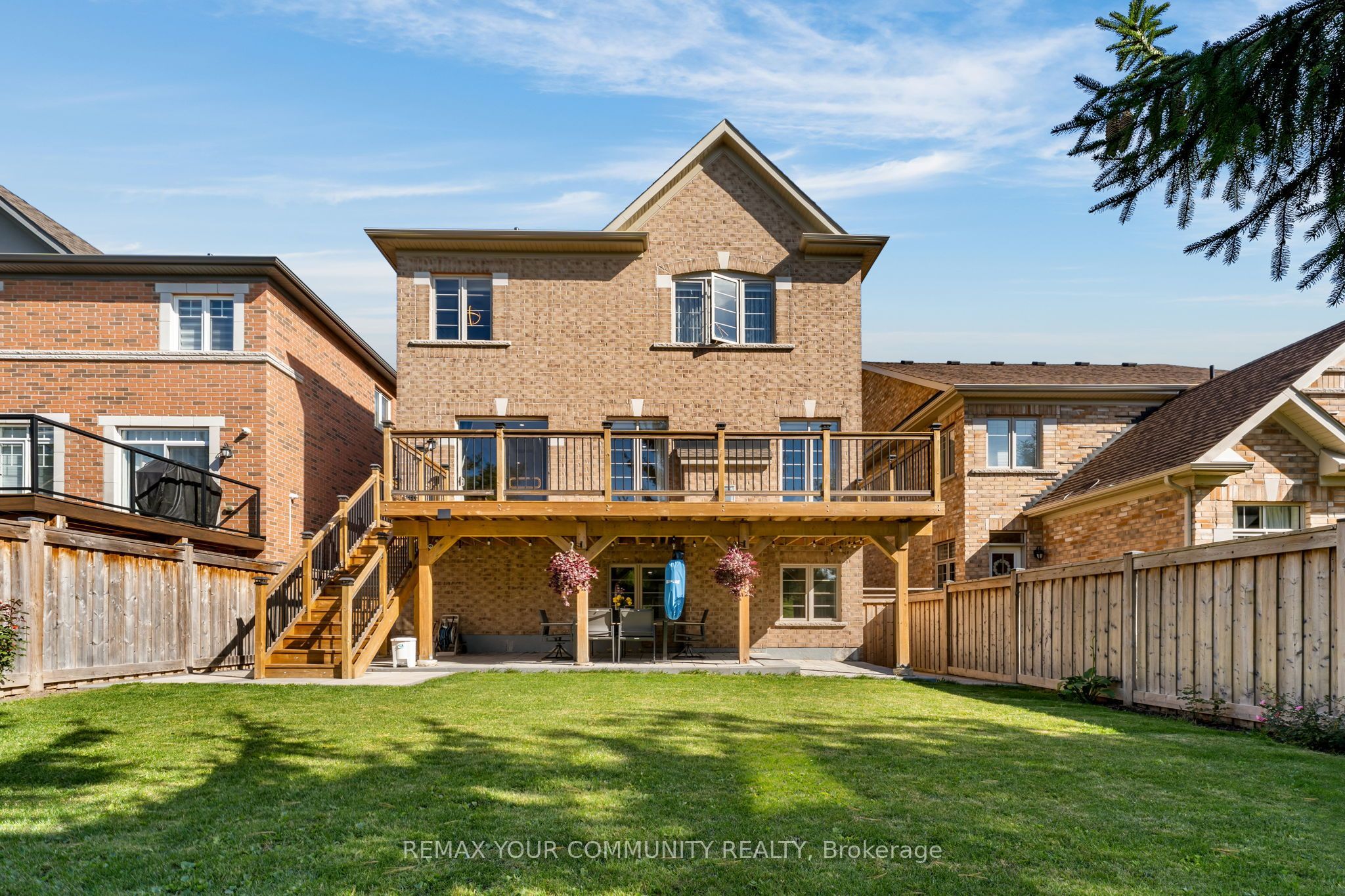 150 Inverness Way Property Photo 43