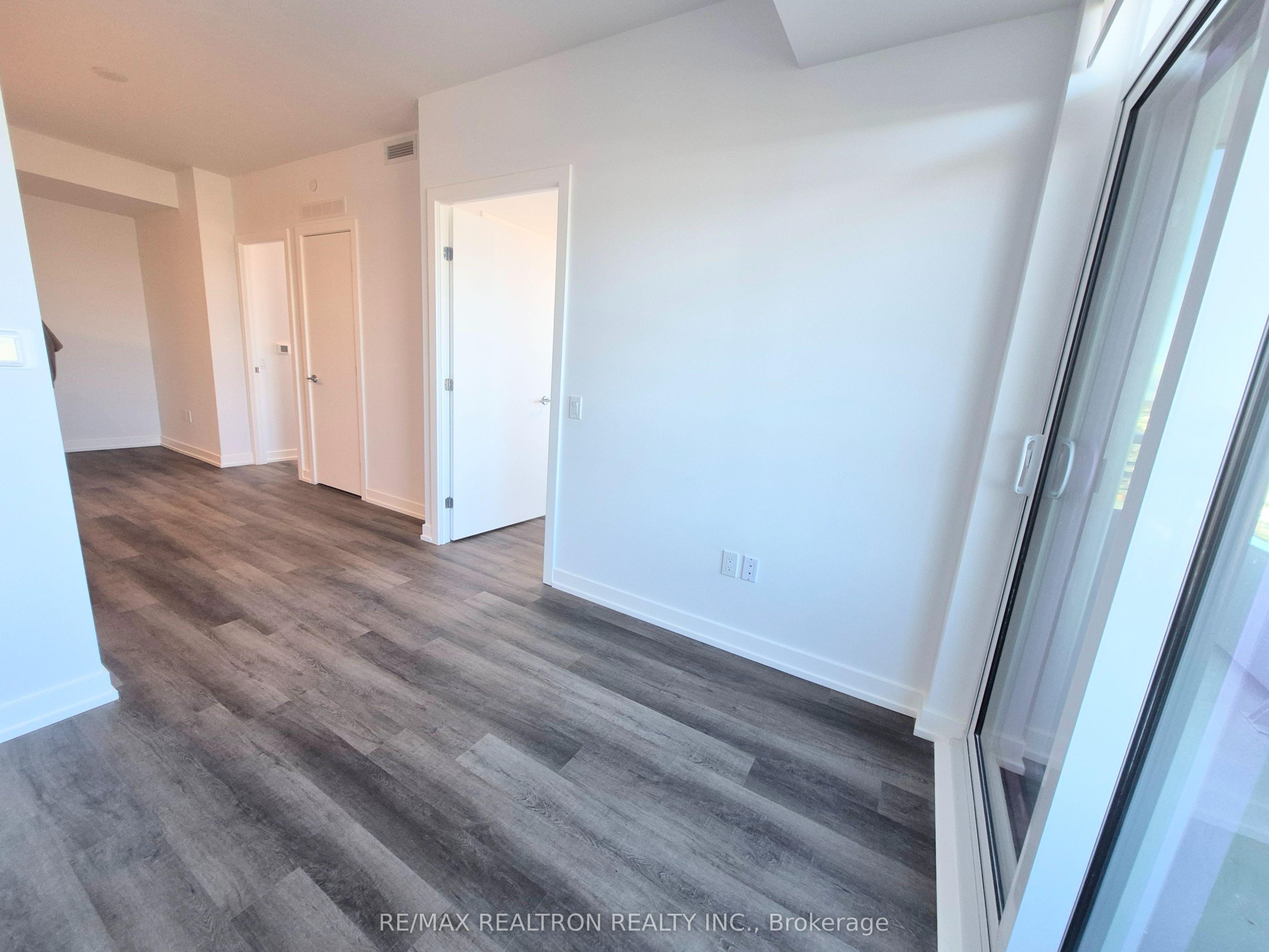 5 Meadowdale Road 1802 Property Photo 4