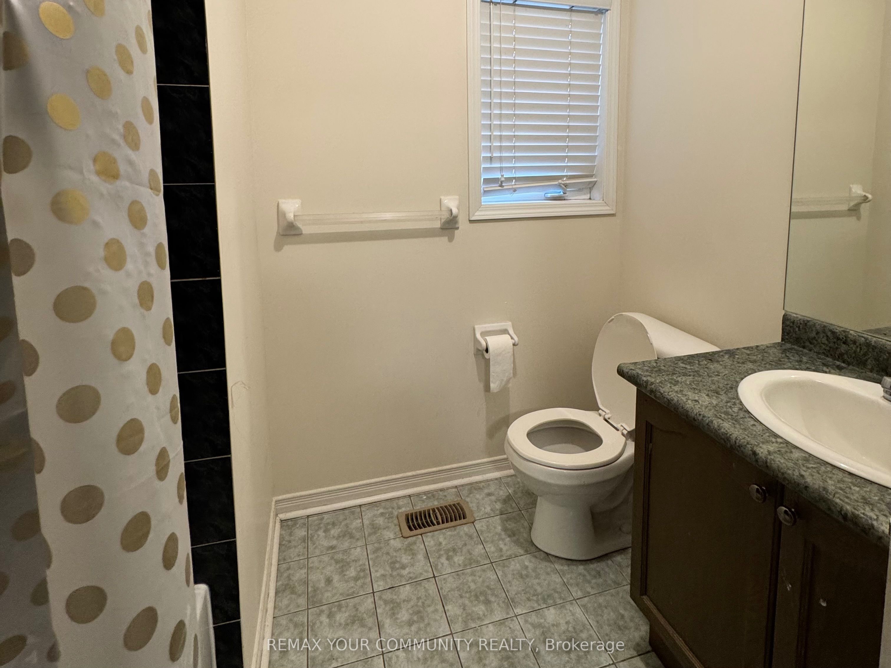 163 Flagstone Way Property Photo 18