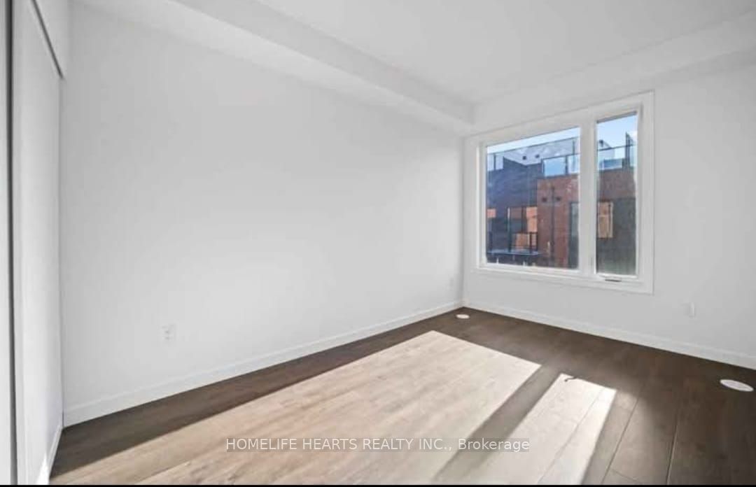 117 Marydale Avenue 30 Property Photo 4