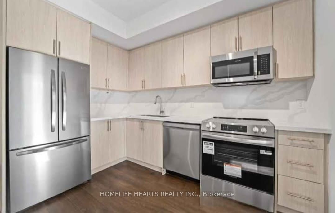 117 Marydale Avenue 30 Property Photo 8