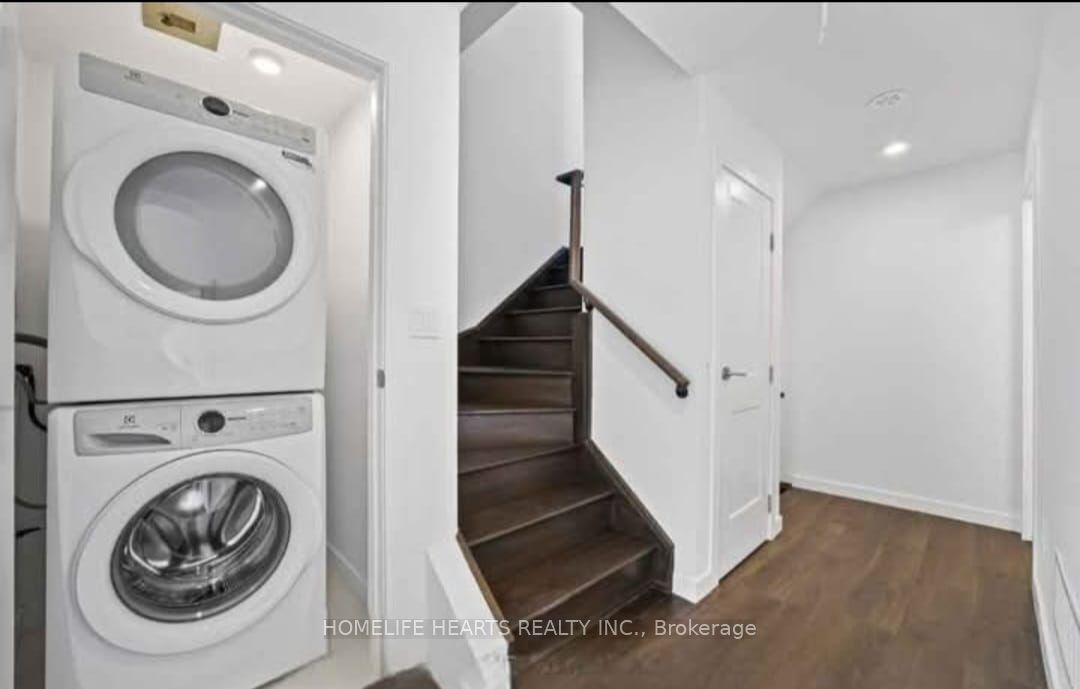 117 Marydale Avenue 30 Property Photo 18