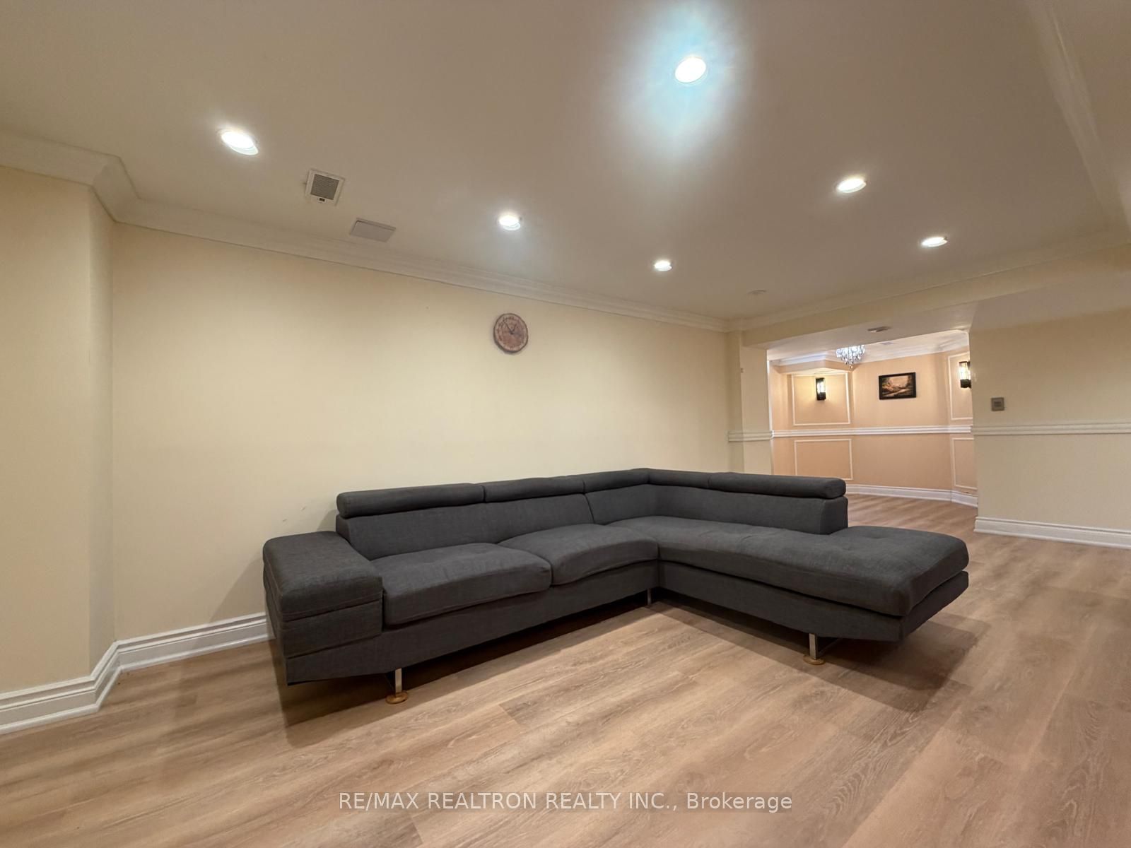 113b Timna Crescent Lower Level Property Photo 7