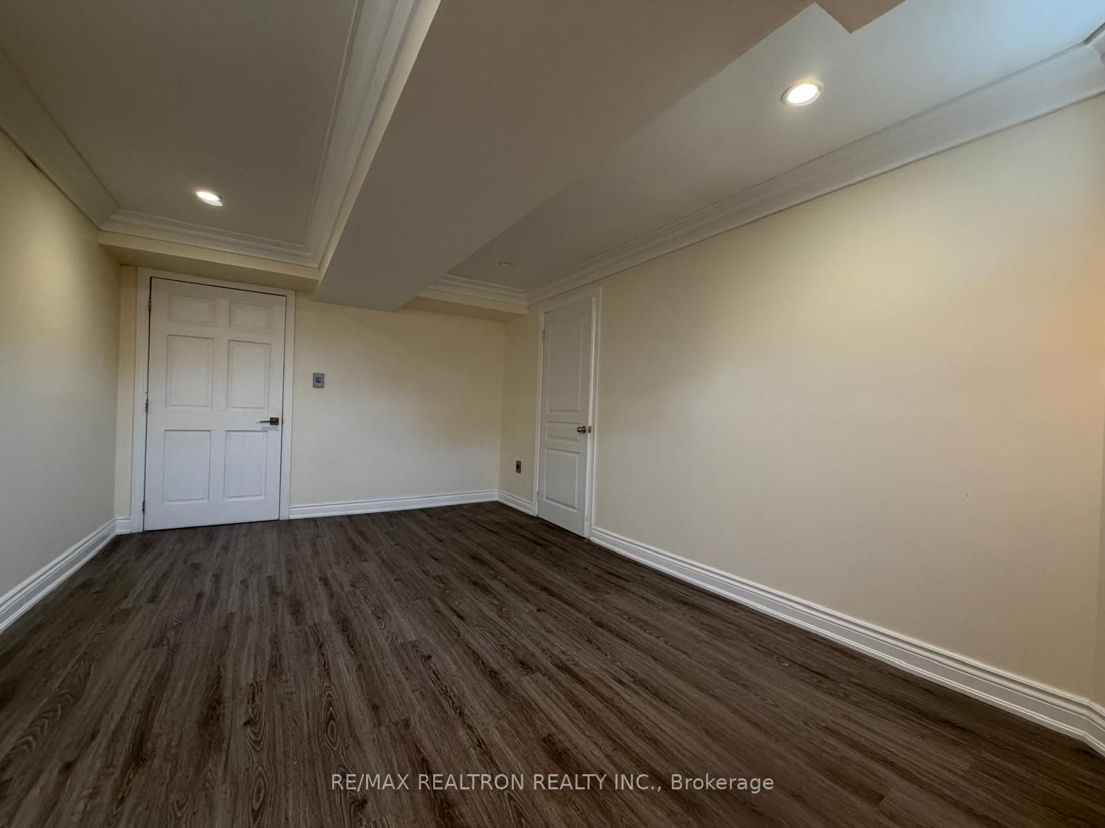 113b Timna Crescent Lower Level Property Photo 18