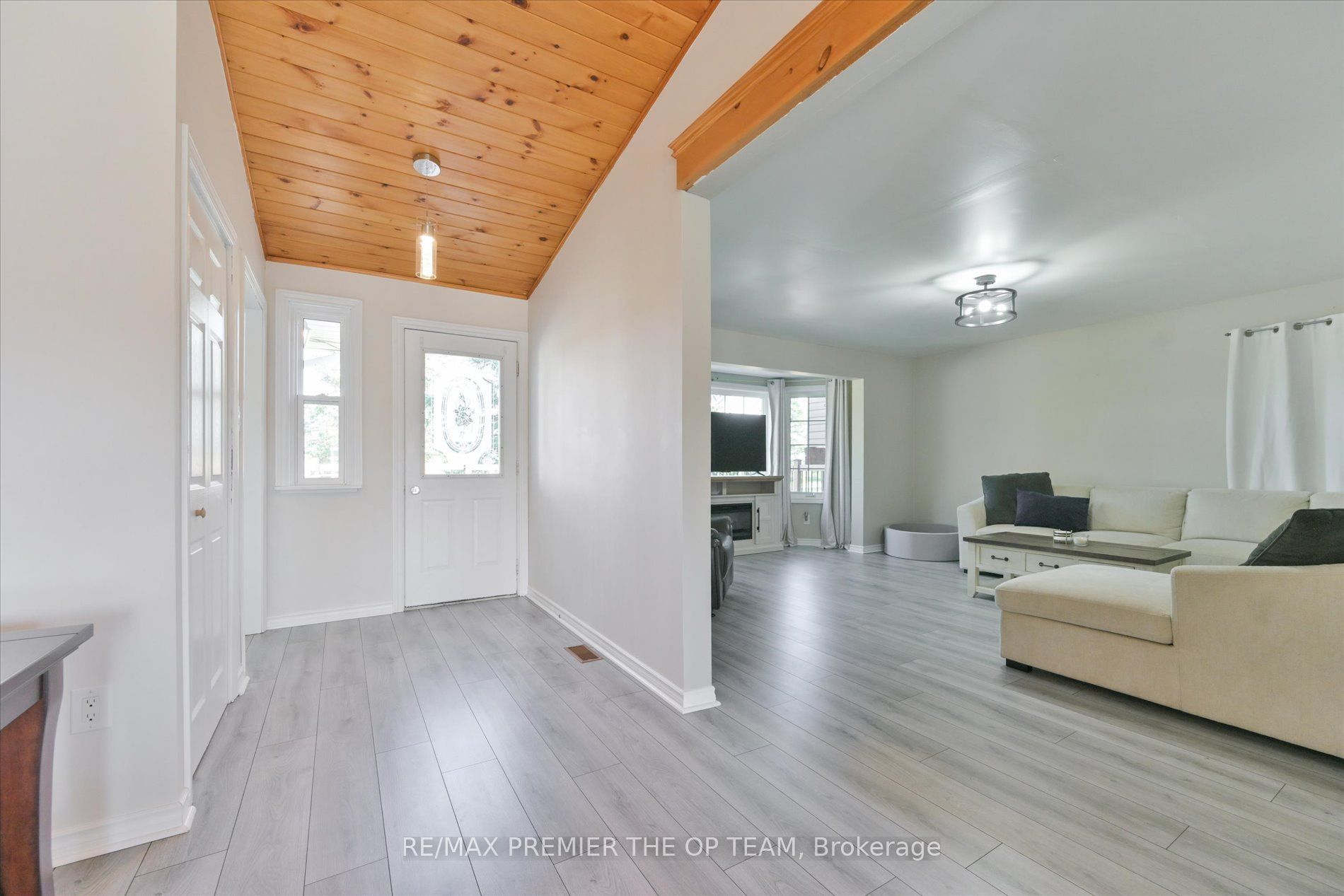 1881 Gilford Road Property Photo 2