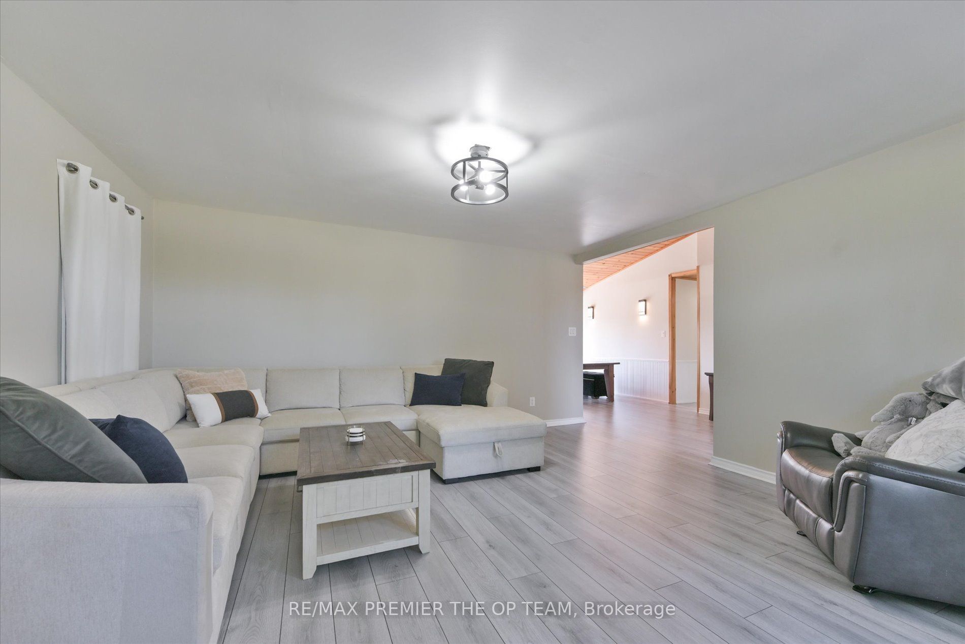 1881 Gilford Road Property Photo 5