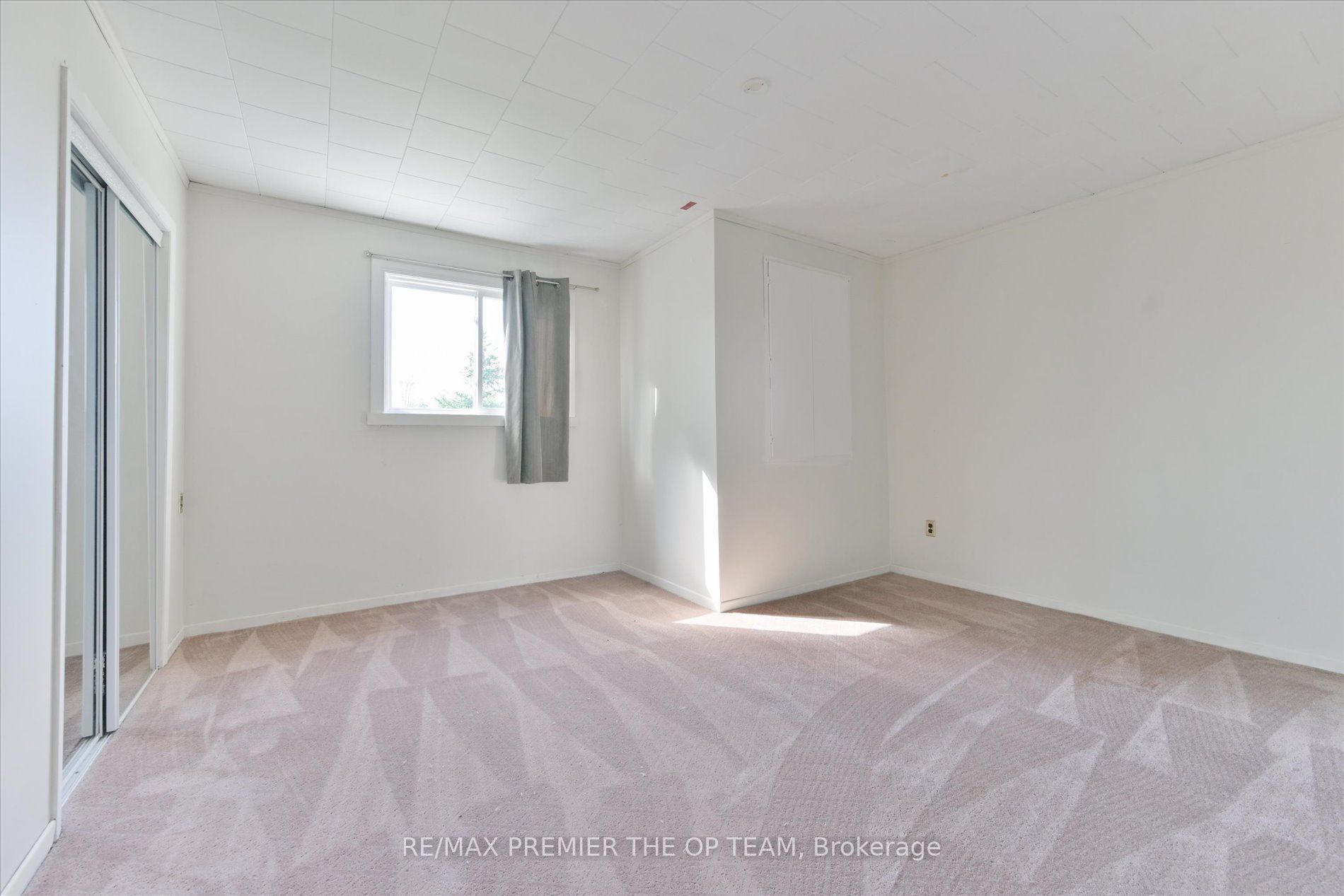 1881 Gilford Road Property Photo 24