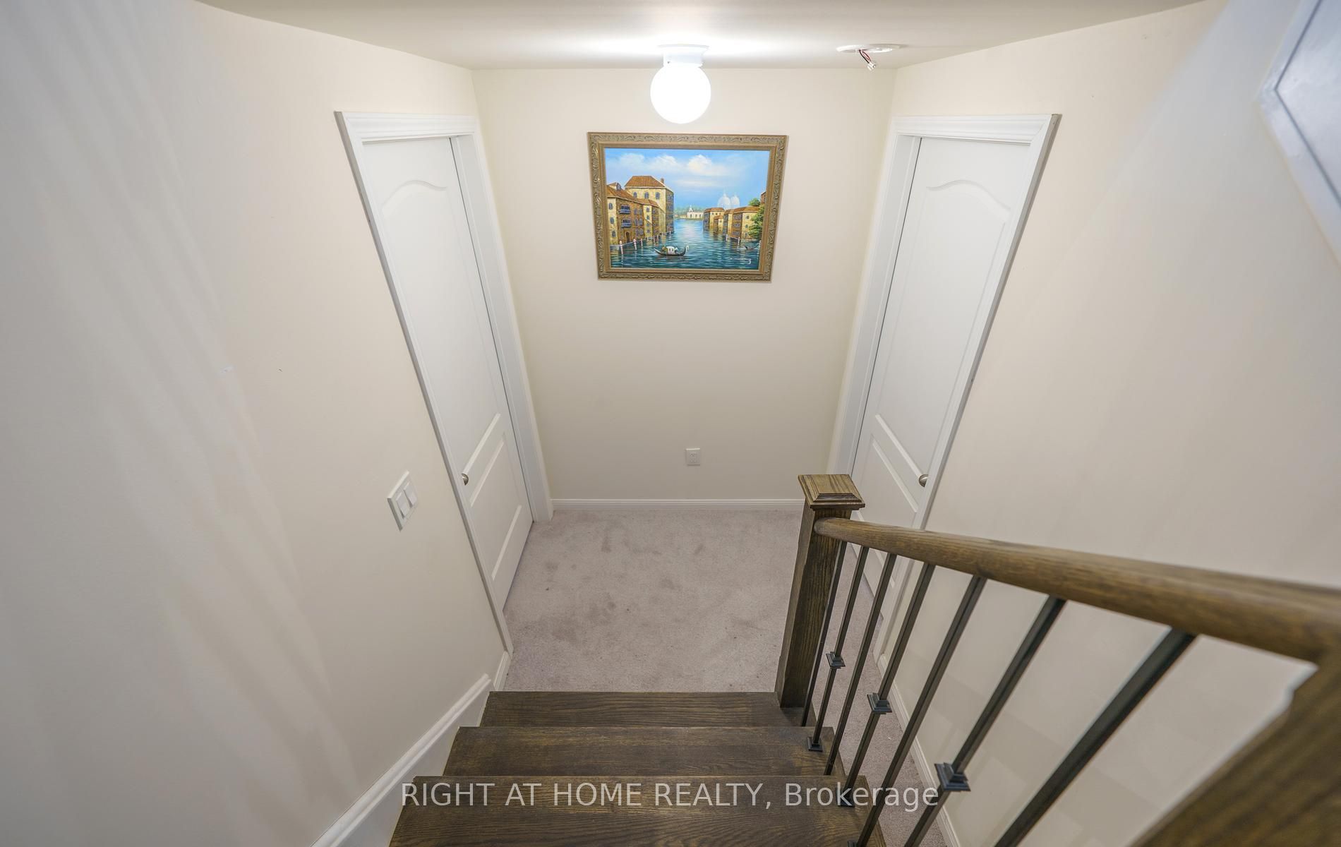 2 Cliff Thompson Court Property Photo 16