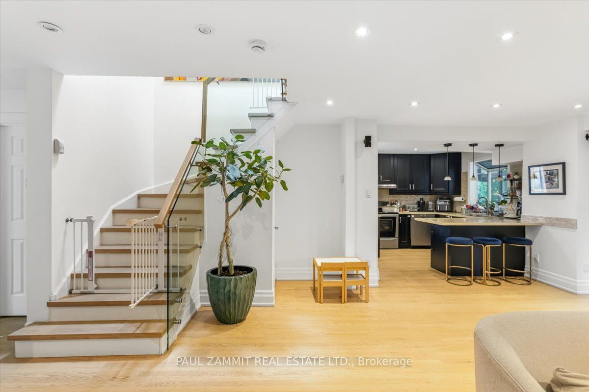 50 Breckonwood Crescent Property Photo 10