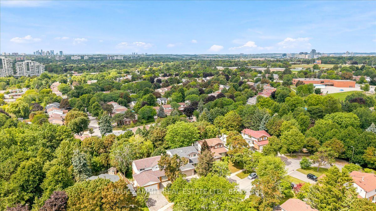 50 Breckonwood Crescent Property Photo 42