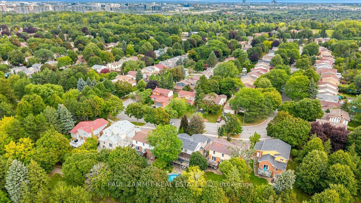 50 Breckonwood Crescent Property Photo 44